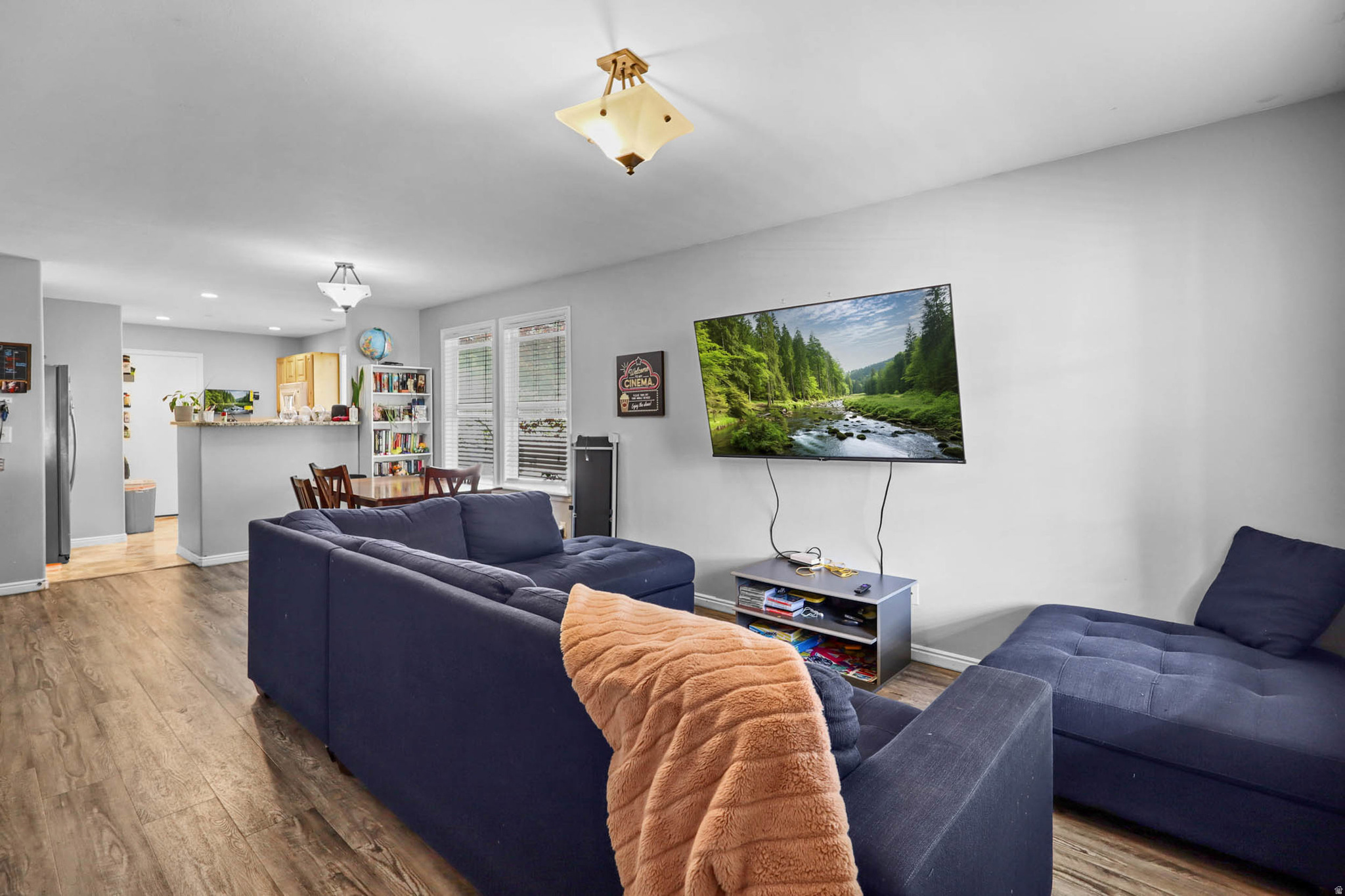 COMISKEY PARK - Residential