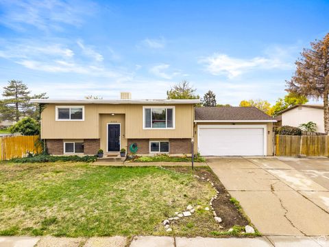 Photo of 6525 W 3850 S, West Valley City, UT 84128 (MLS # 2118244)