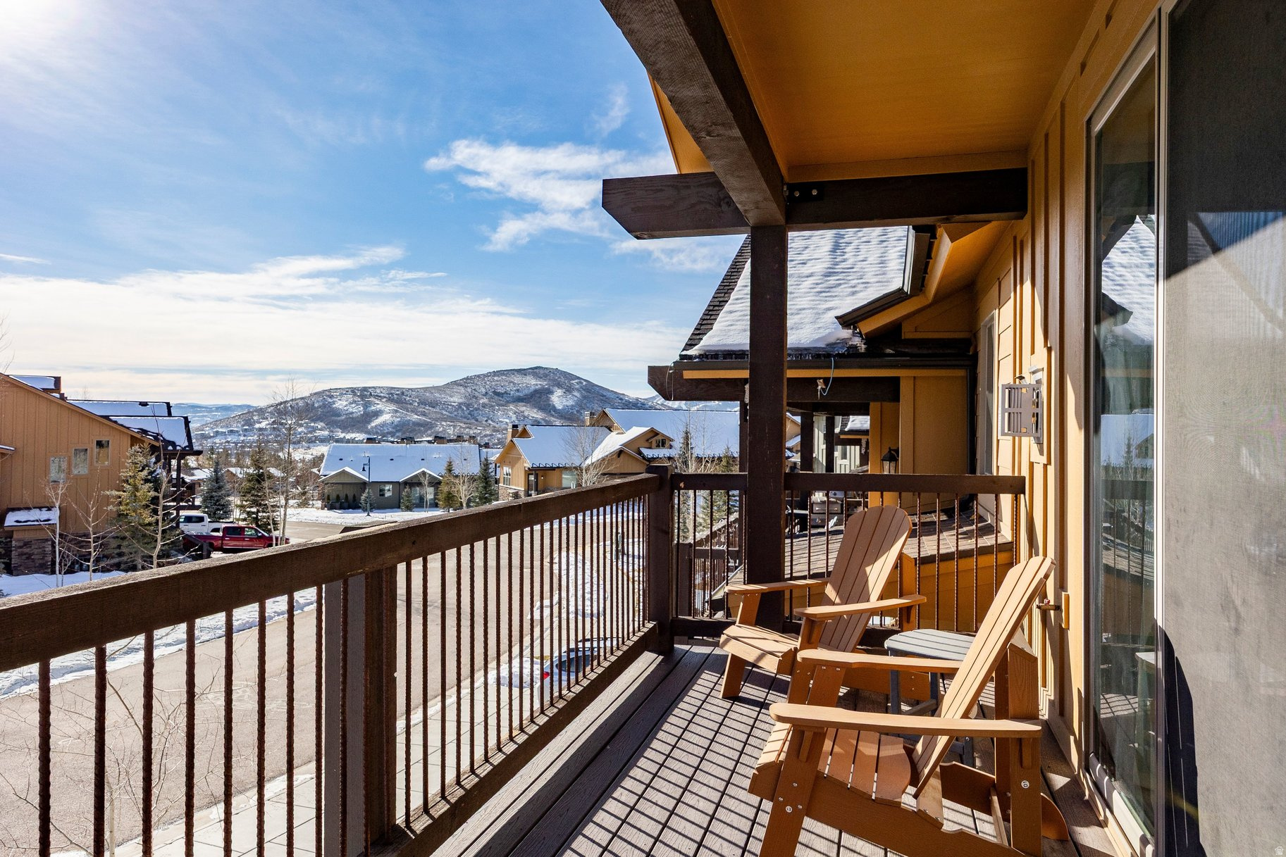 BLACK ROCK RIDGE - Residential