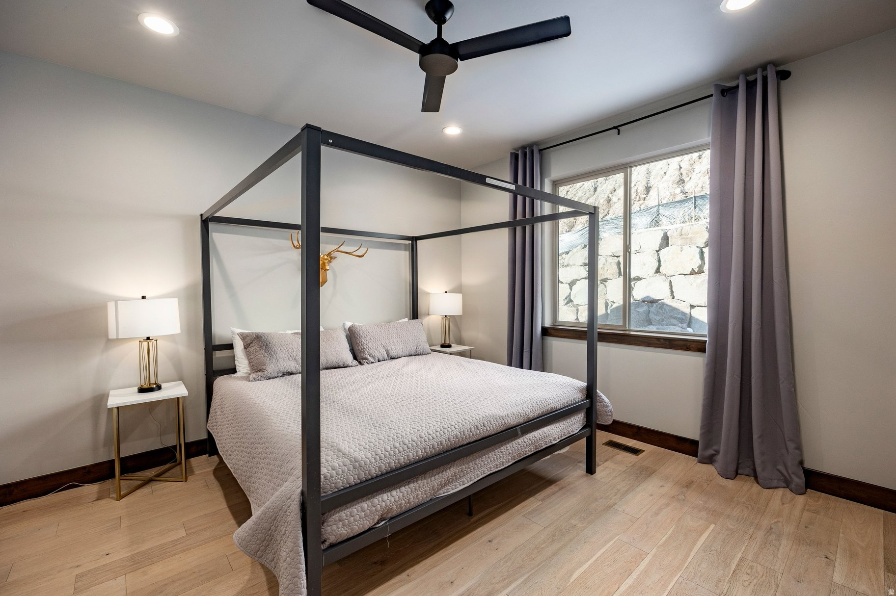 BLACK ROCK RIDGE - Residential