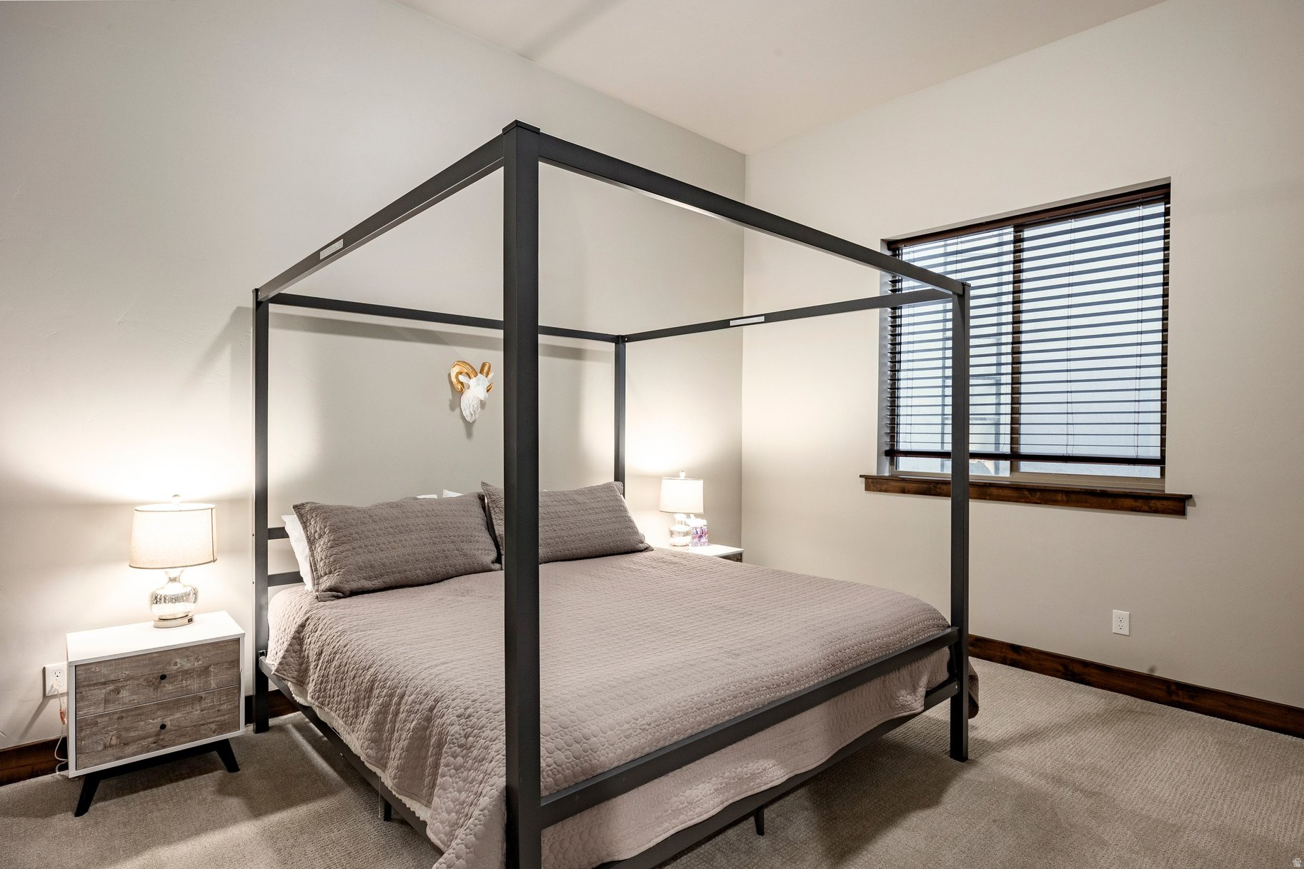 BLACK ROCK RIDGE - Residential