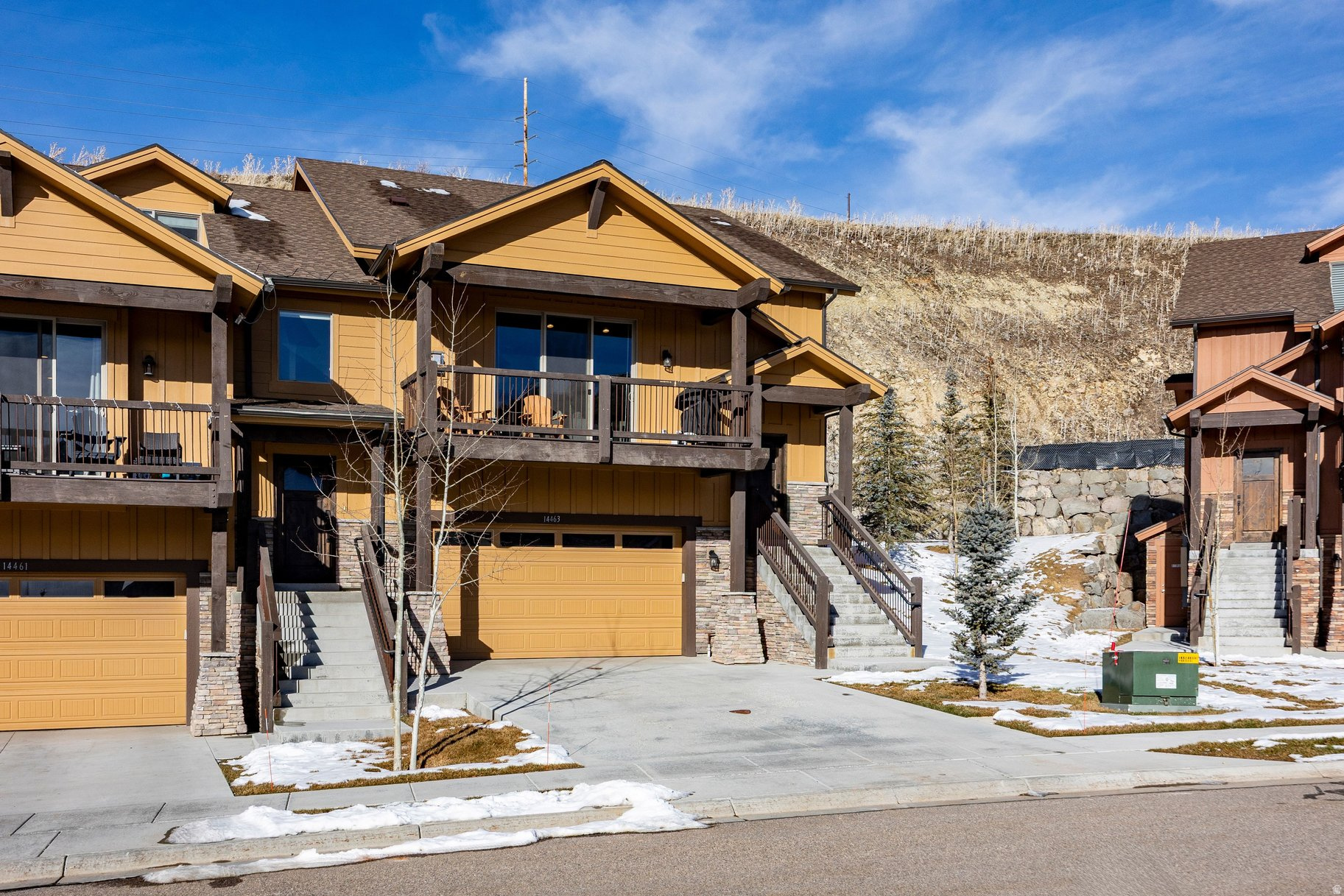 BLACK ROCK RIDGE - Residential