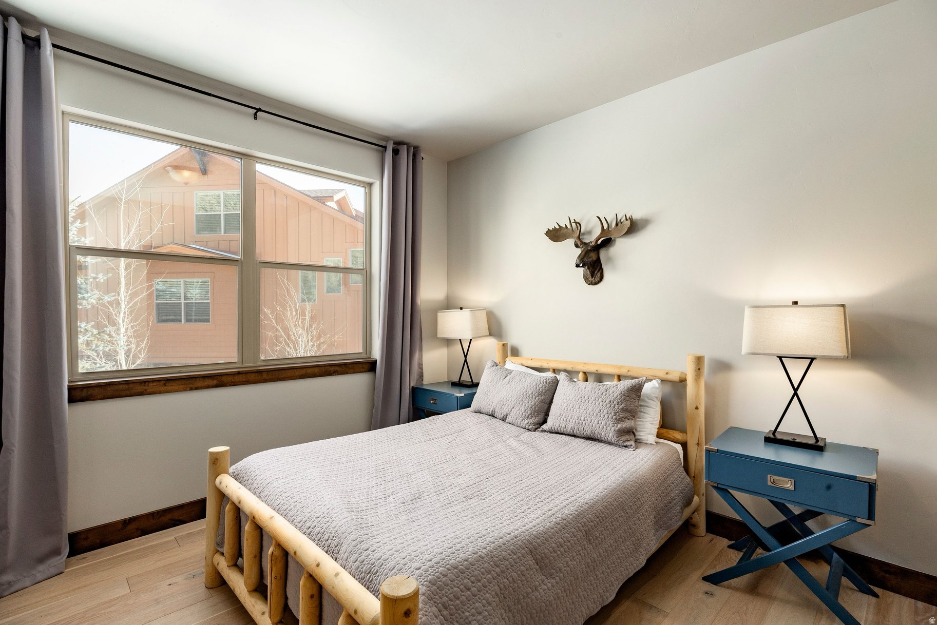 BLACK ROCK RIDGE - Residential