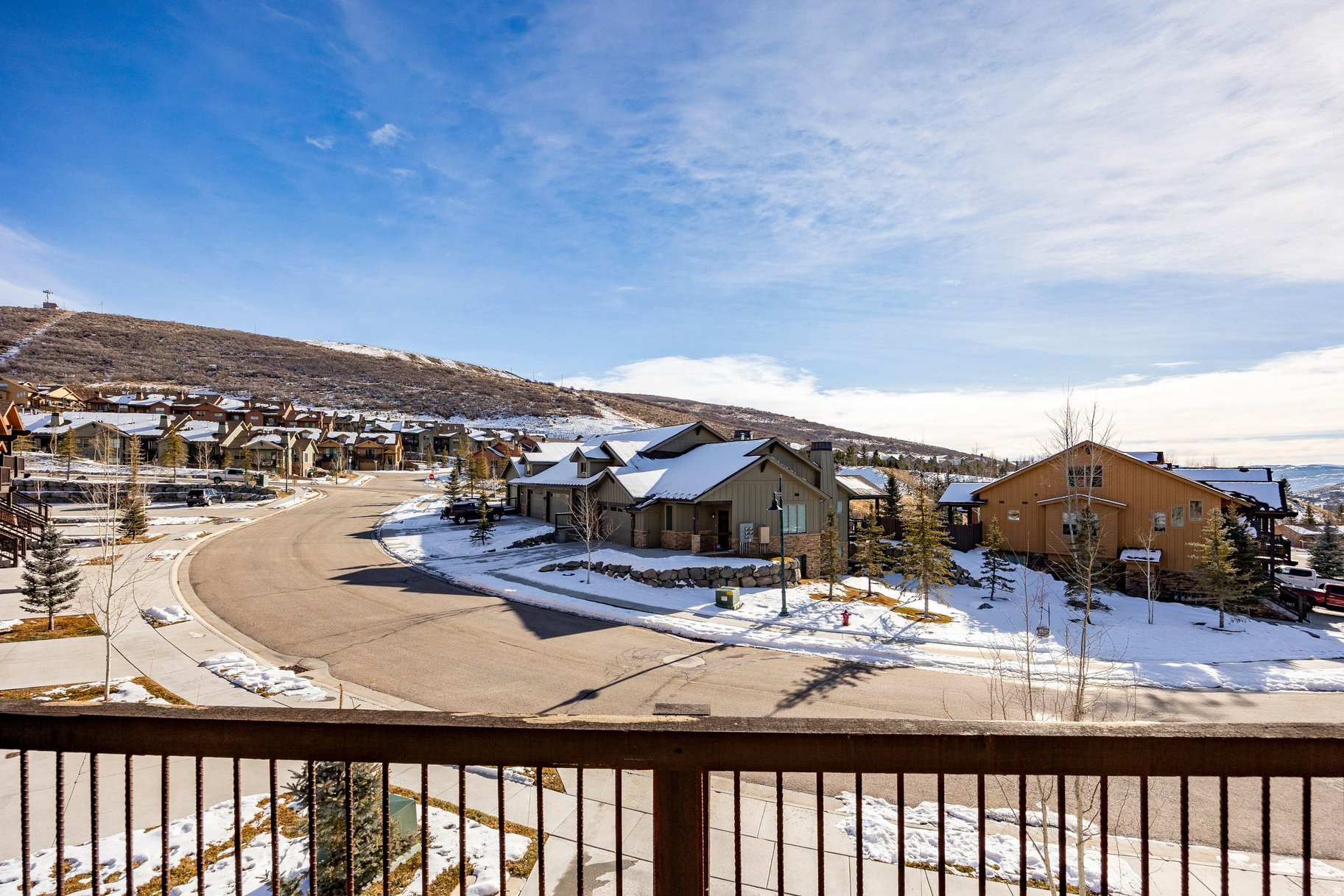 BLACK ROCK RIDGE - Residential