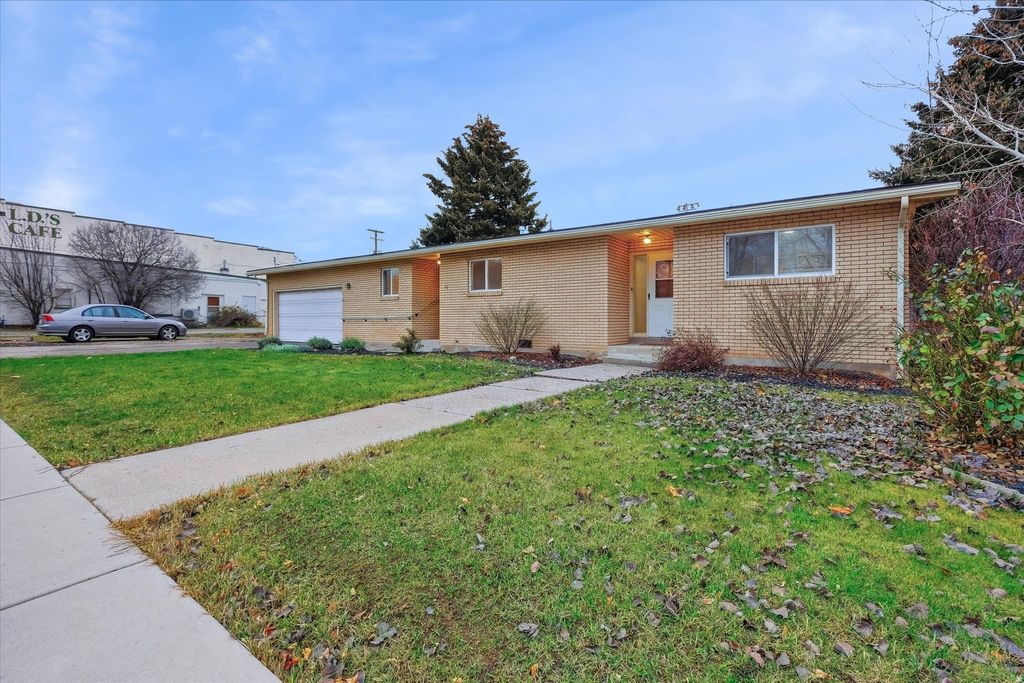 Photo of 63 W MAIN ST, Richmond, UT 84333 (MLS # 2129683)