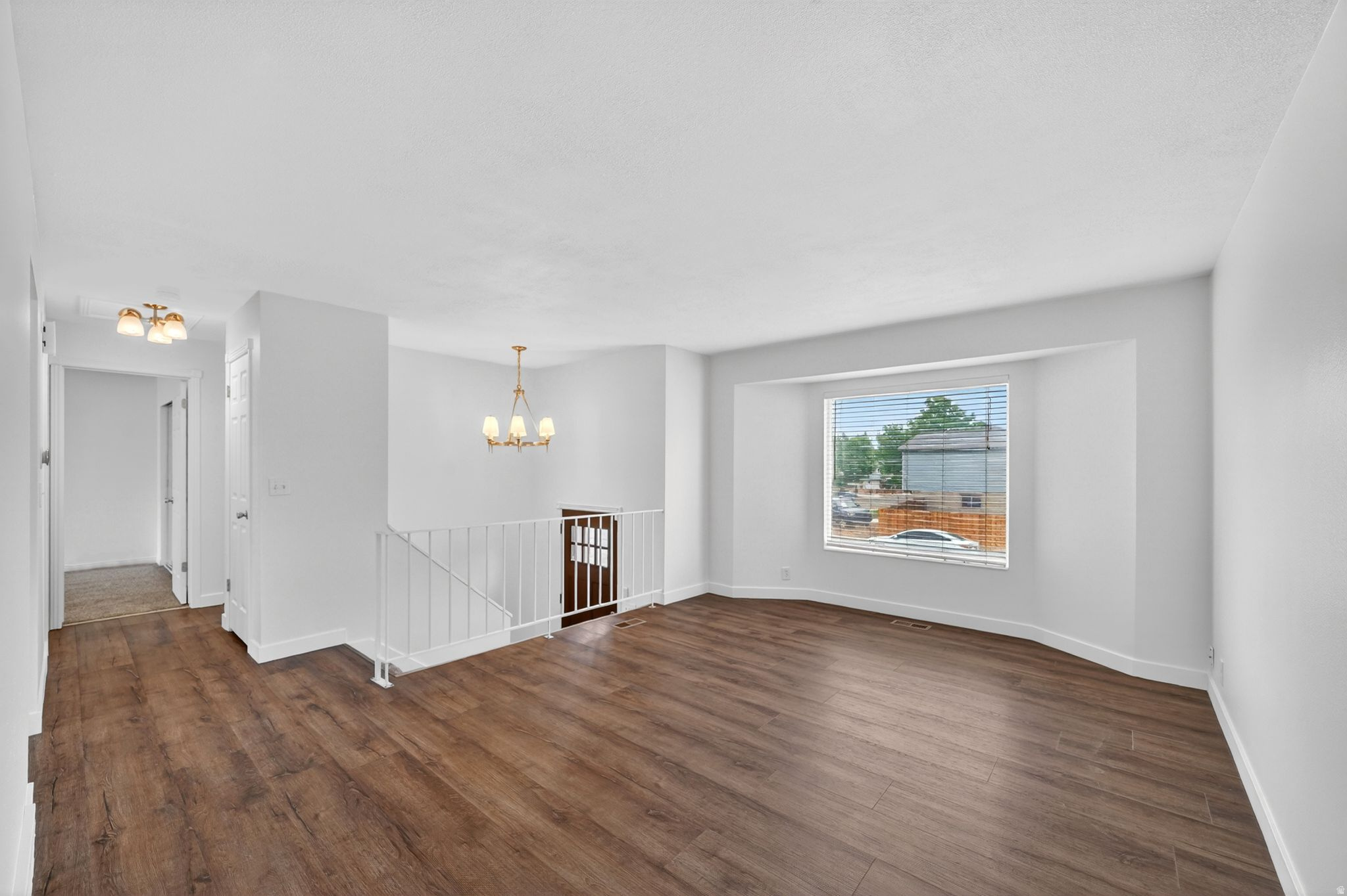 WILLOW BAY - Residential