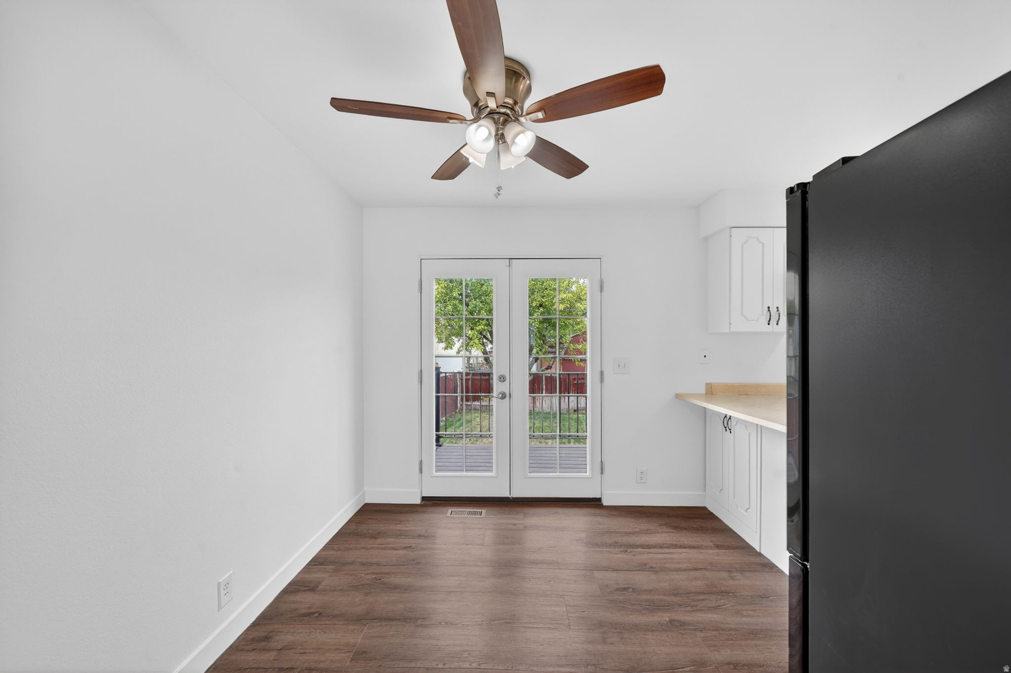 WILLOW BAY - Residential