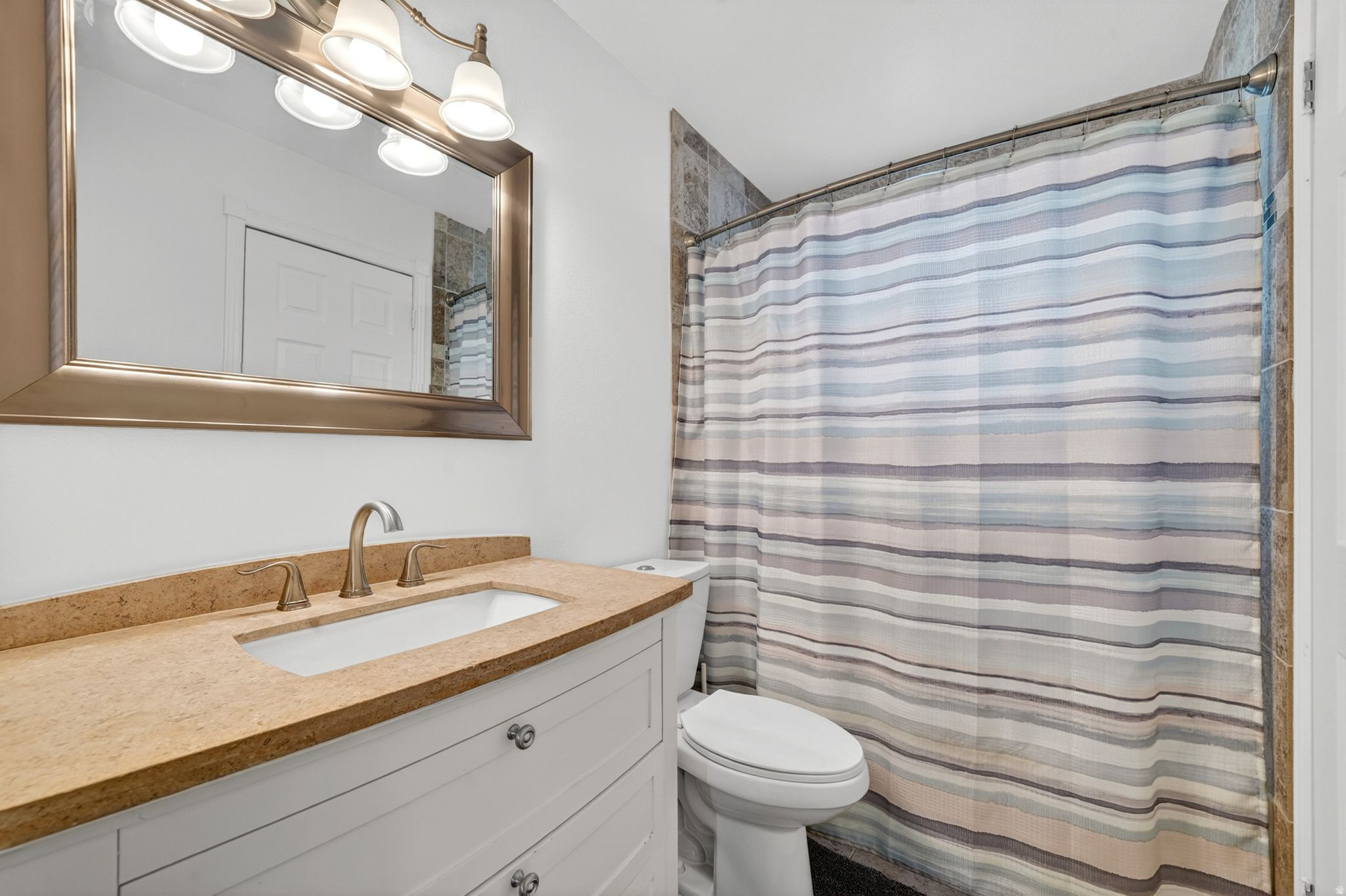 WILLOW BAY - Residential