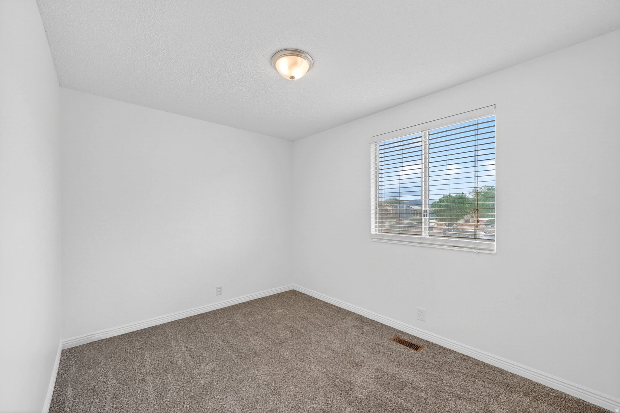 WILLOW BAY - Residential