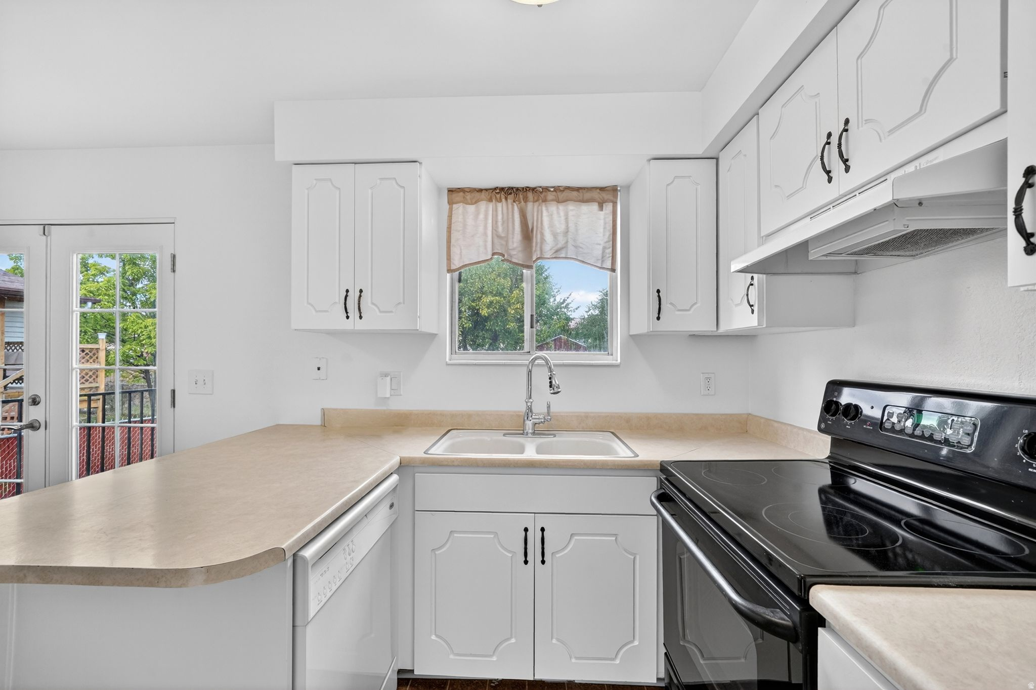 WILLOW BAY - Residential