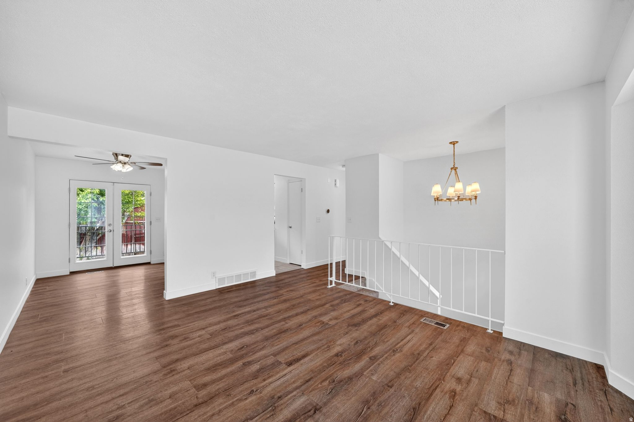 WILLOW BAY - Residential