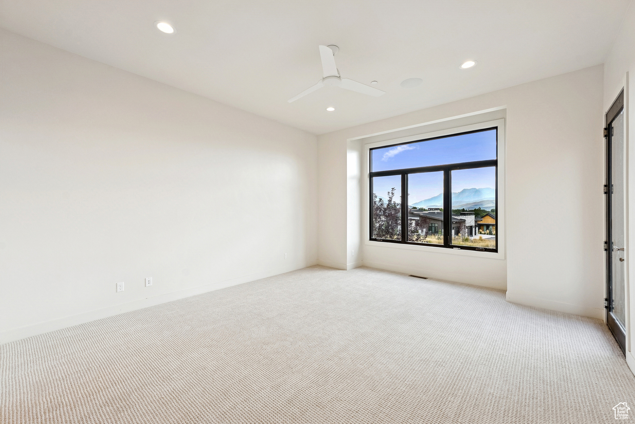 THE VILLAS AT RED LEDGES - Residential