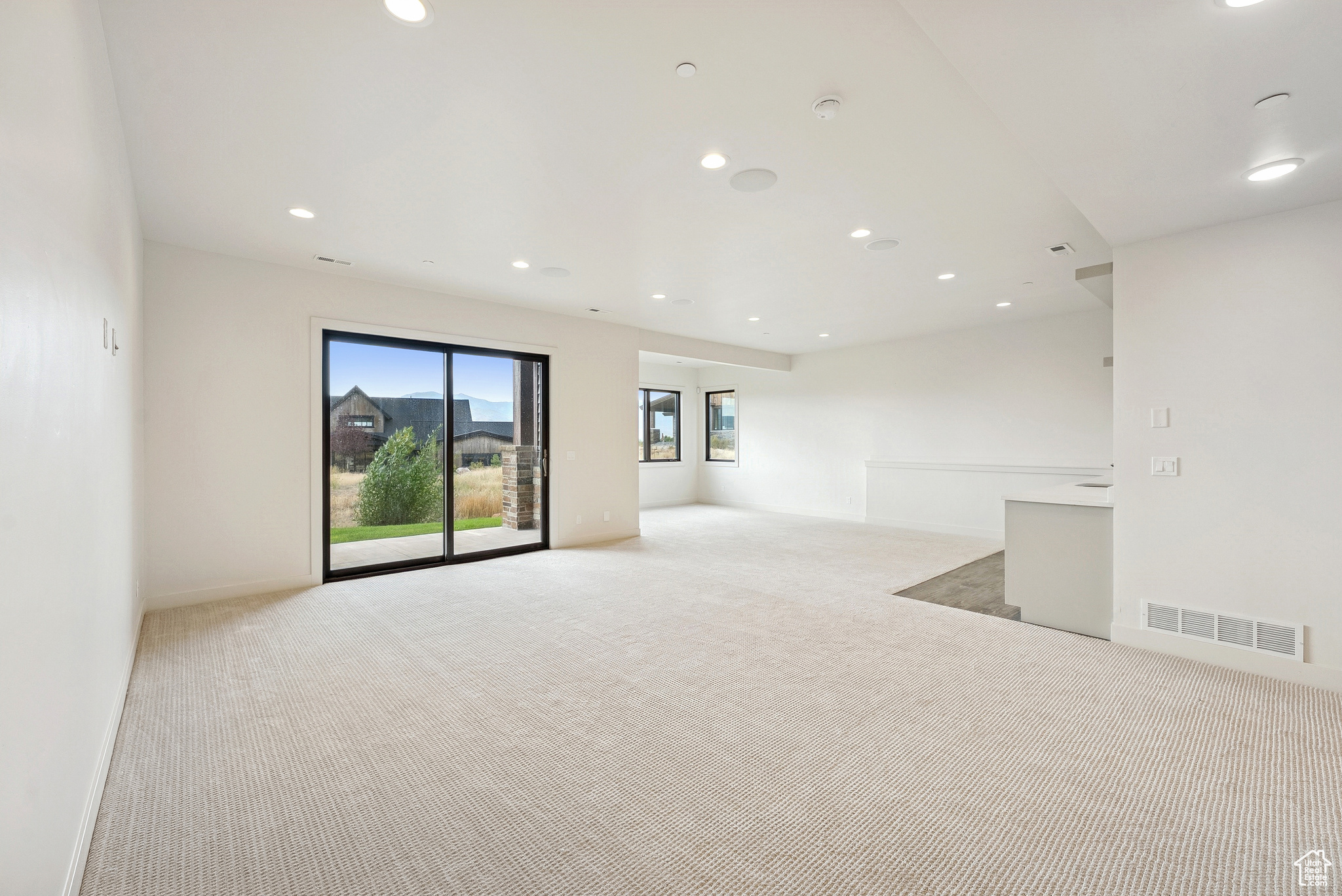 THE VILLAS AT RED LEDGES - Residential