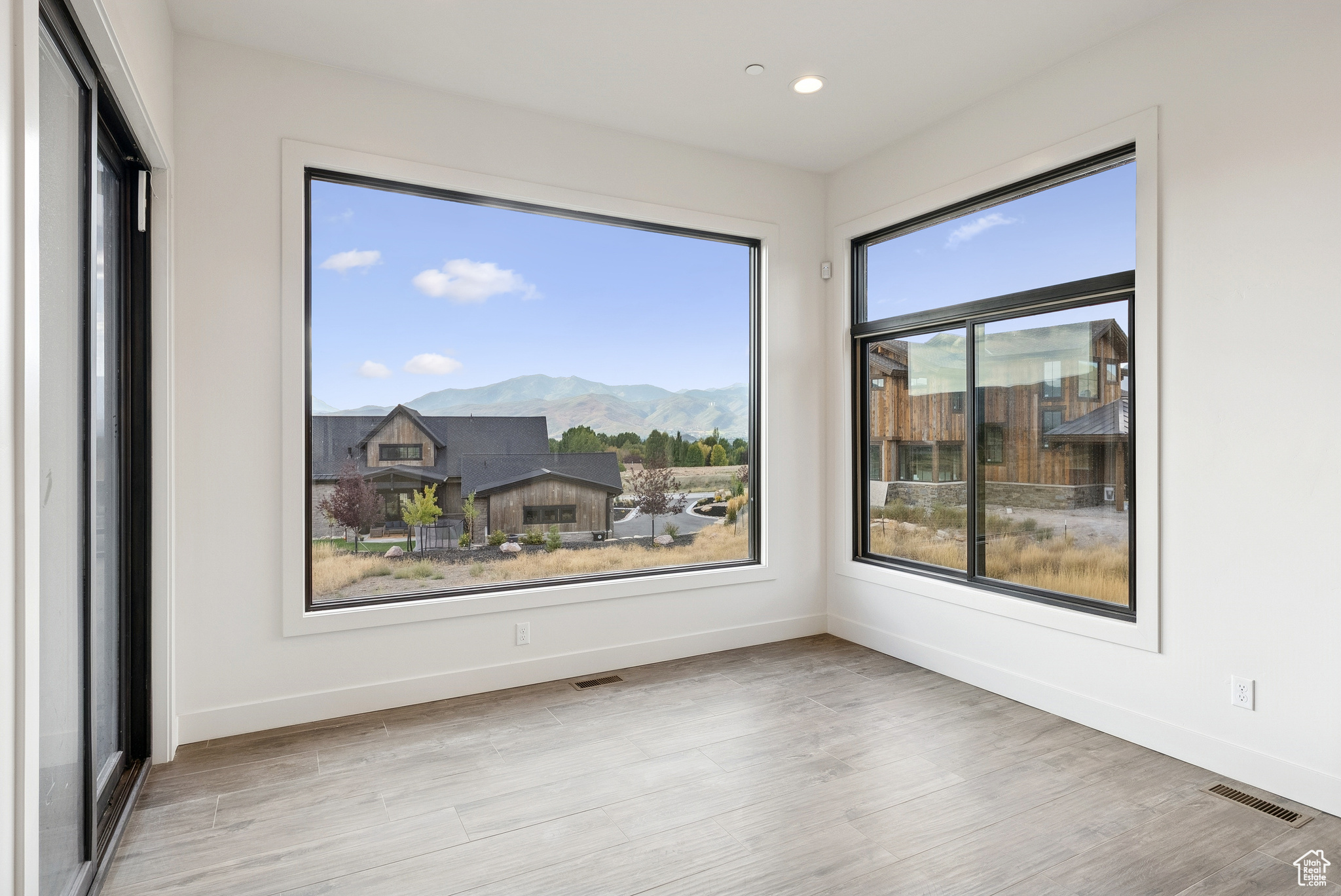 THE VILLAS AT RED LEDGES - Residential