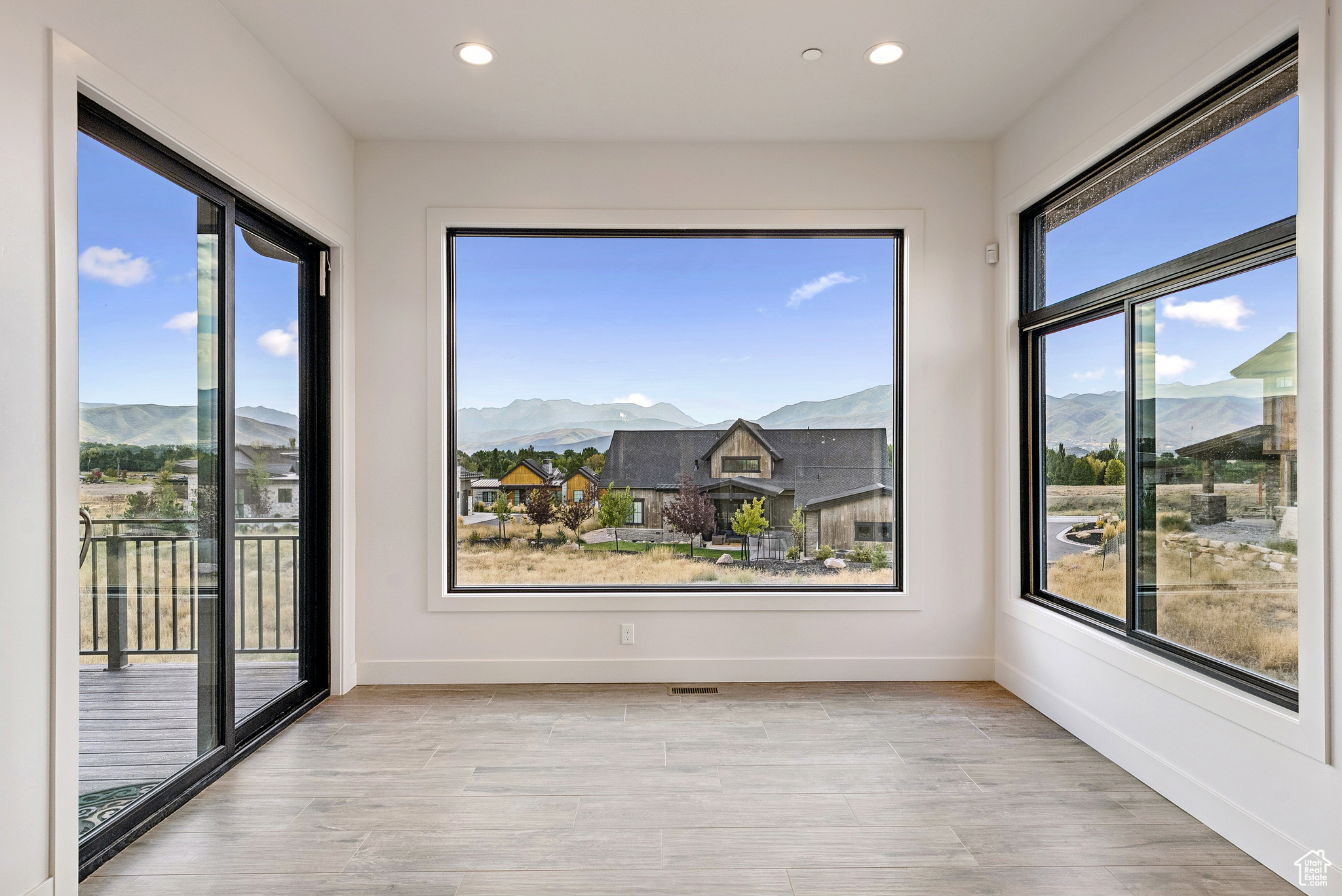THE VILLAS AT RED LEDGES - Residential