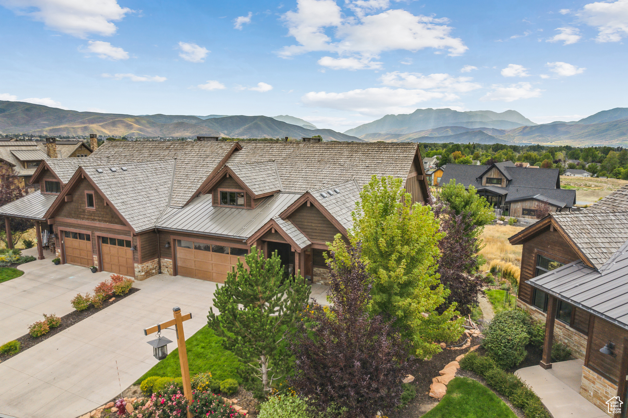 THE VILLAS AT RED LEDGES - Residential