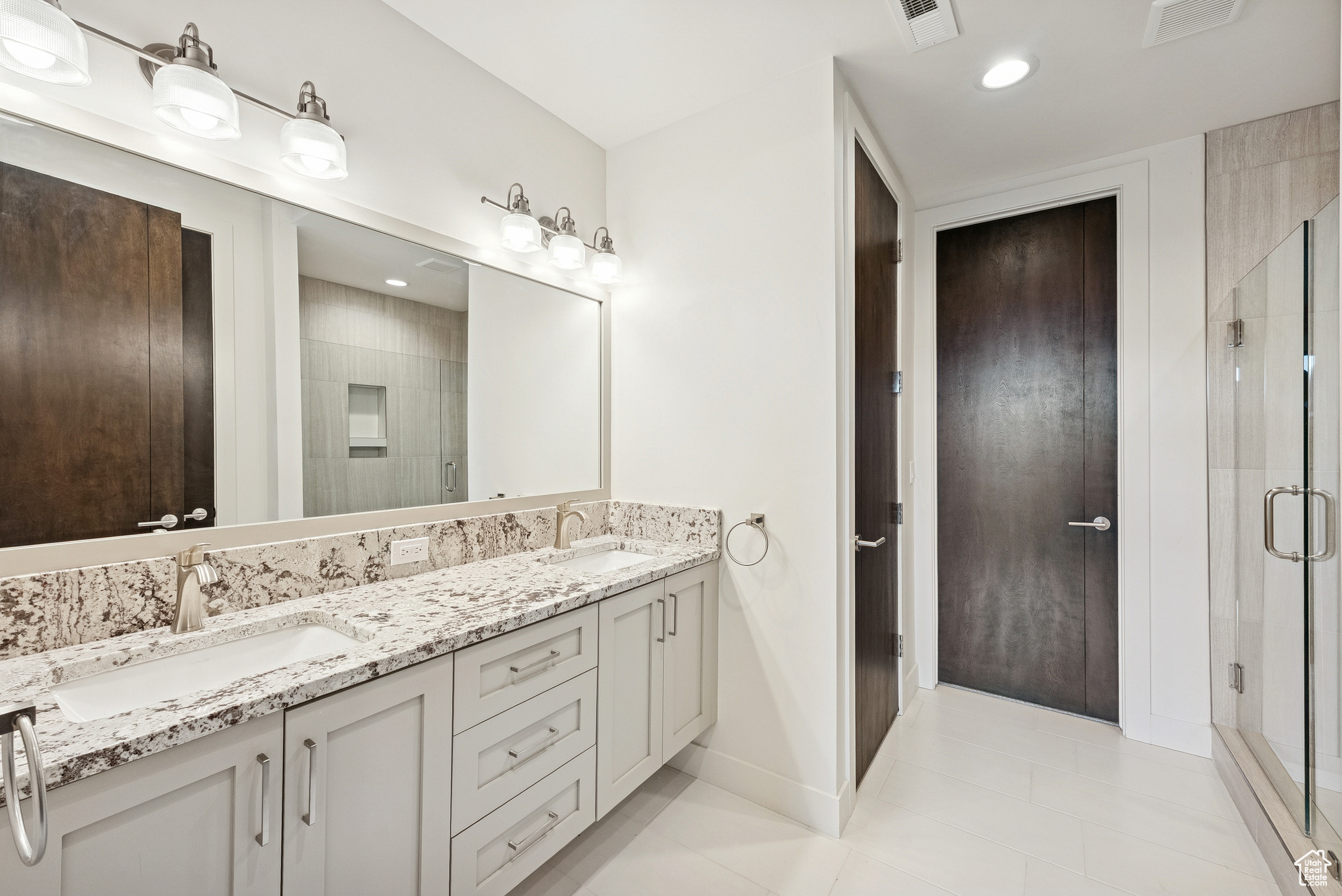 THE VILLAS AT RED LEDGES - Residential