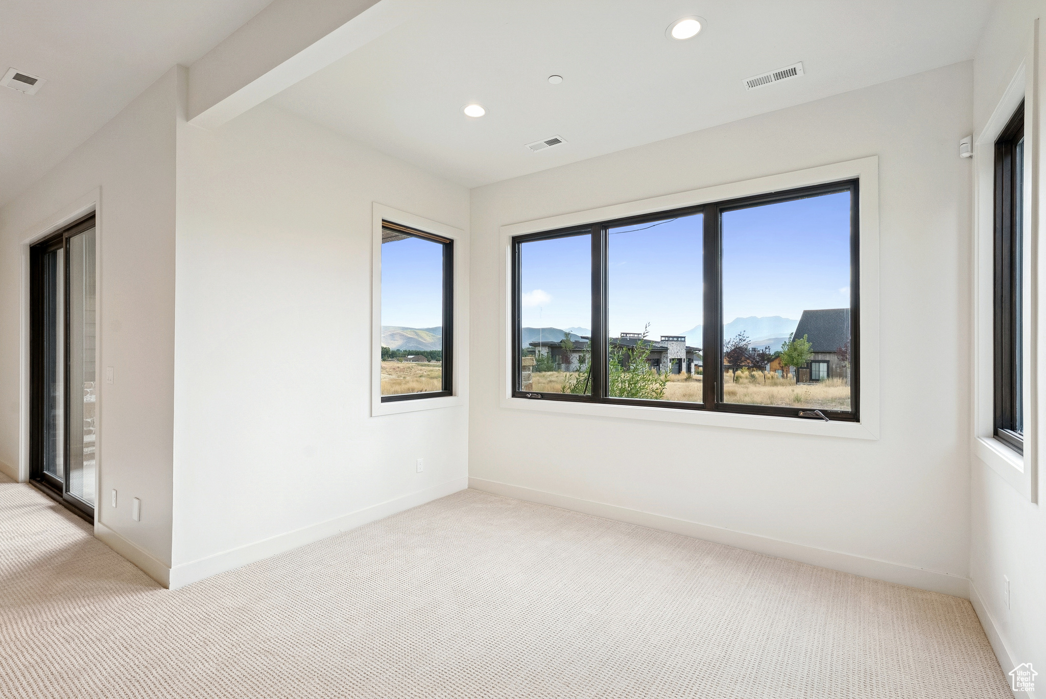 THE VILLAS AT RED LEDGES - Residential