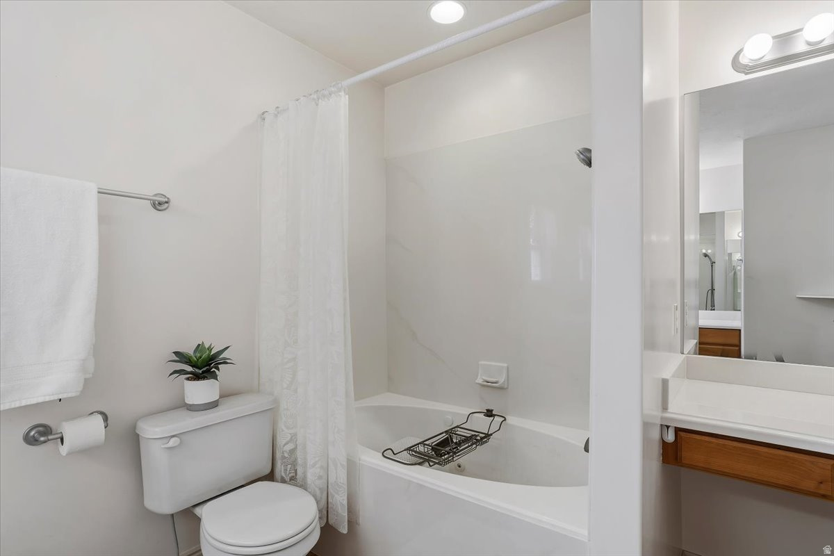 MITCH ESTATES - Residential