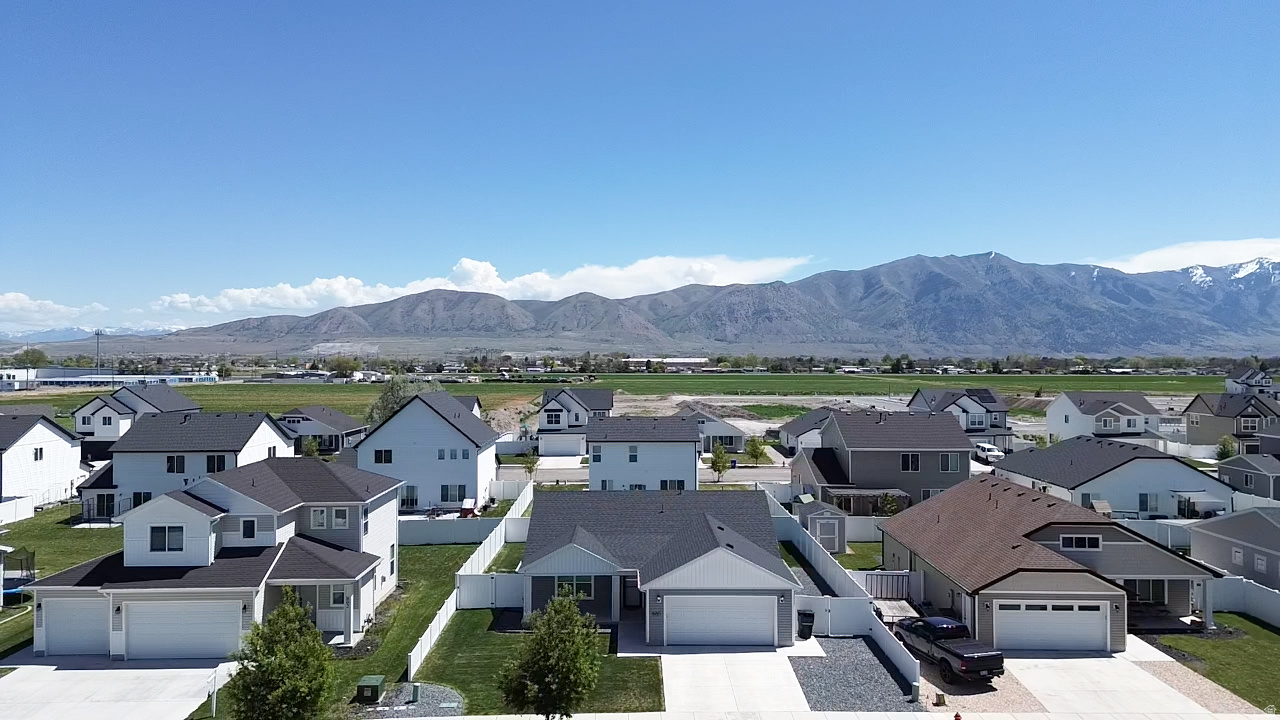 ARCHIBALD ESTATES - Residential