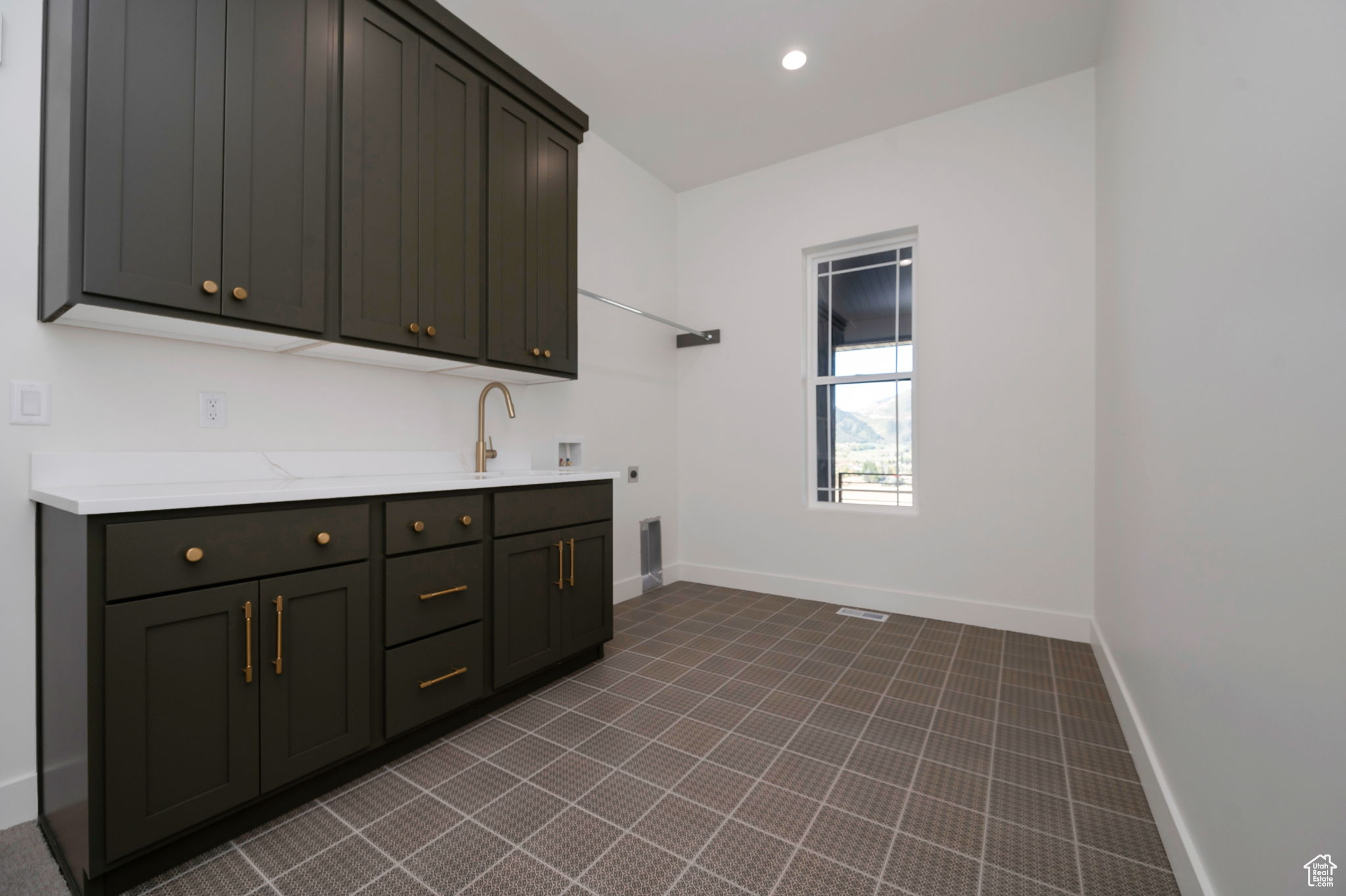 EAGLE RIDGE - Residential
