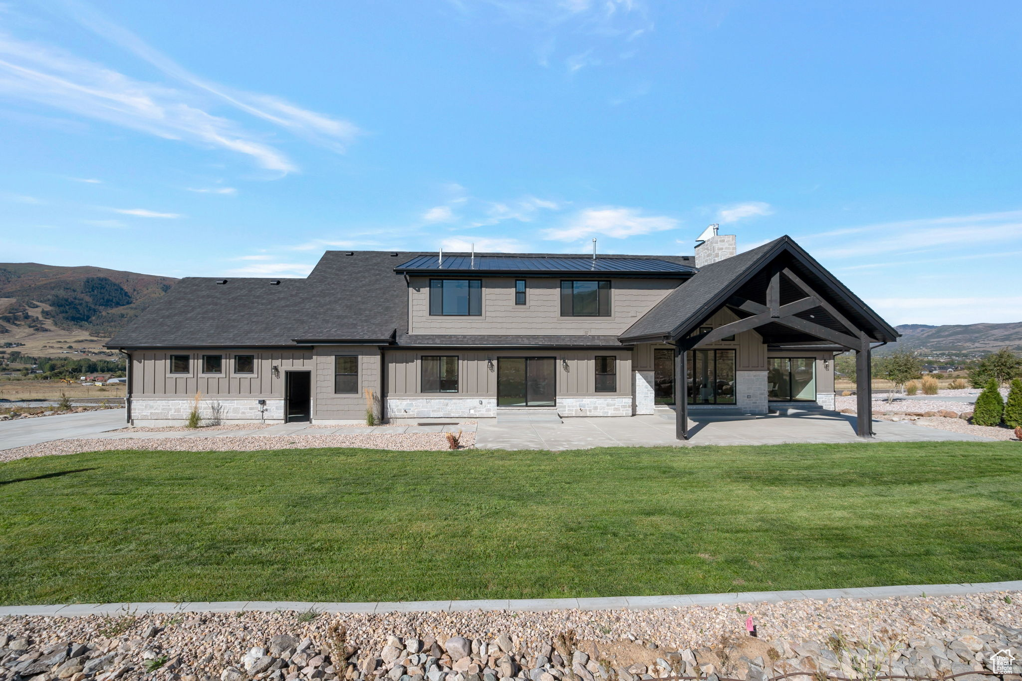 EAGLE RIDGE - Residential