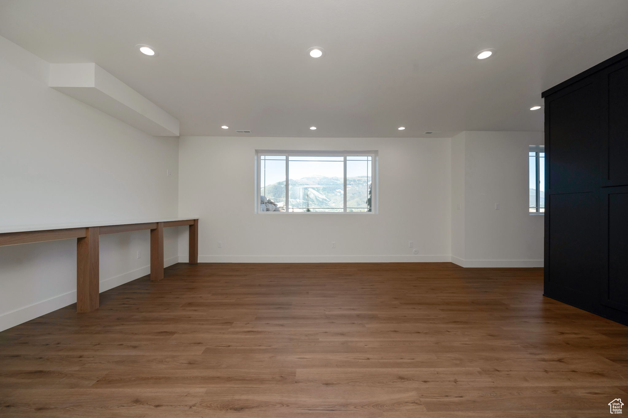 EAGLE RIDGE - Residential