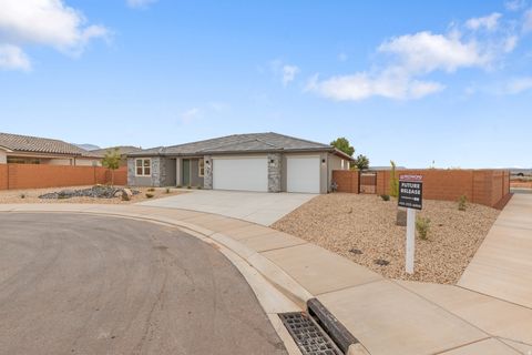 Tiny photo for 712 S 230 W #15, Ivins, UT 84738 (MLS # 2120832)