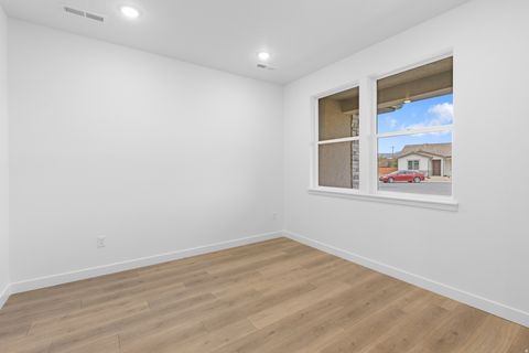 Tiny photo for 712 S 230 W #15, Ivins, UT 84738 (MLS # 2120832)