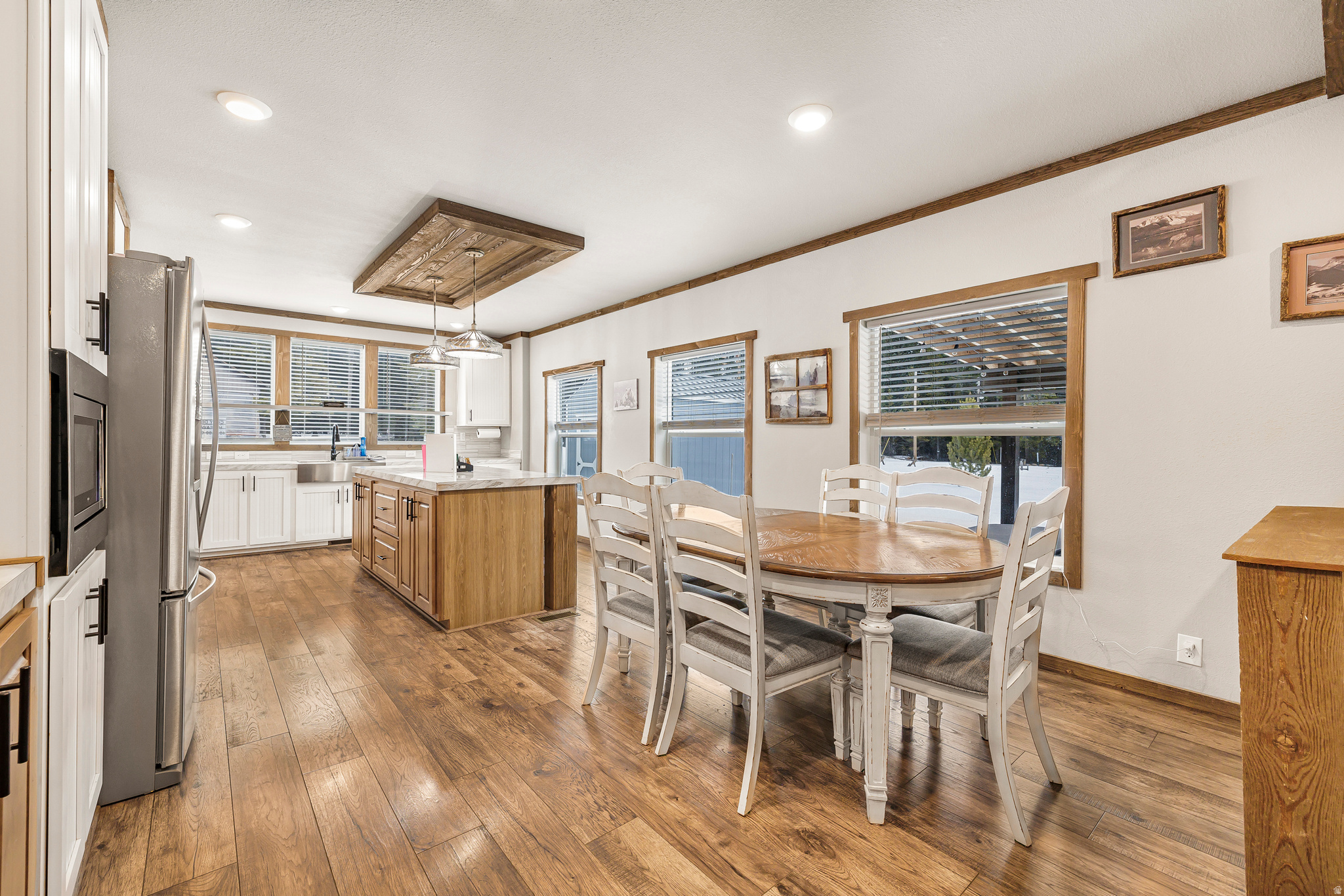 SHOTGUN VILLAGE EST - Residential