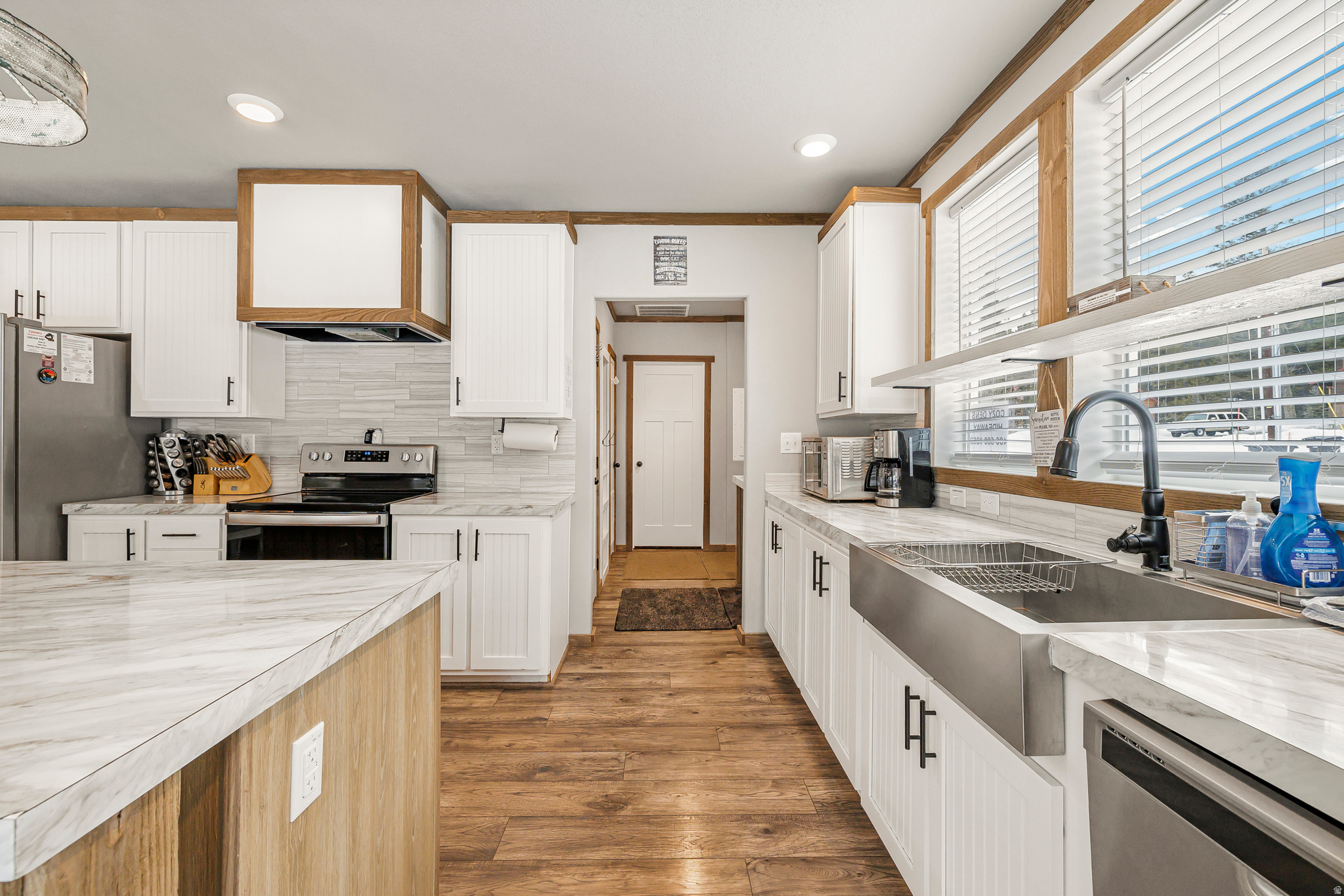 SHOTGUN VILLAGE EST - Residential