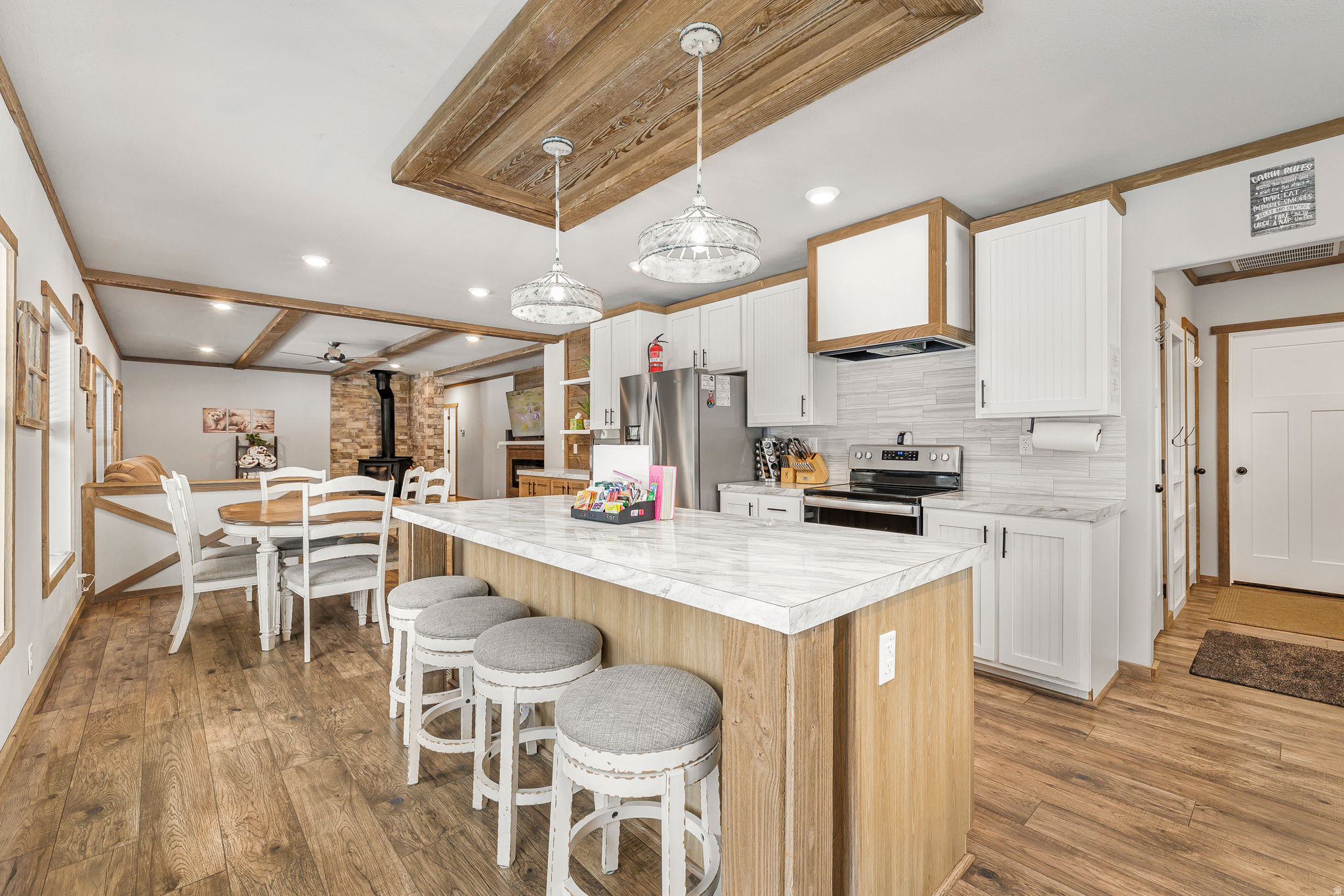 SHOTGUN VILLAGE EST - Residential