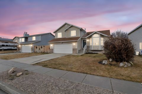 Photo of 4036 W 6515 S, Salt Lake City, UT 84129 (MLS # 2133631)