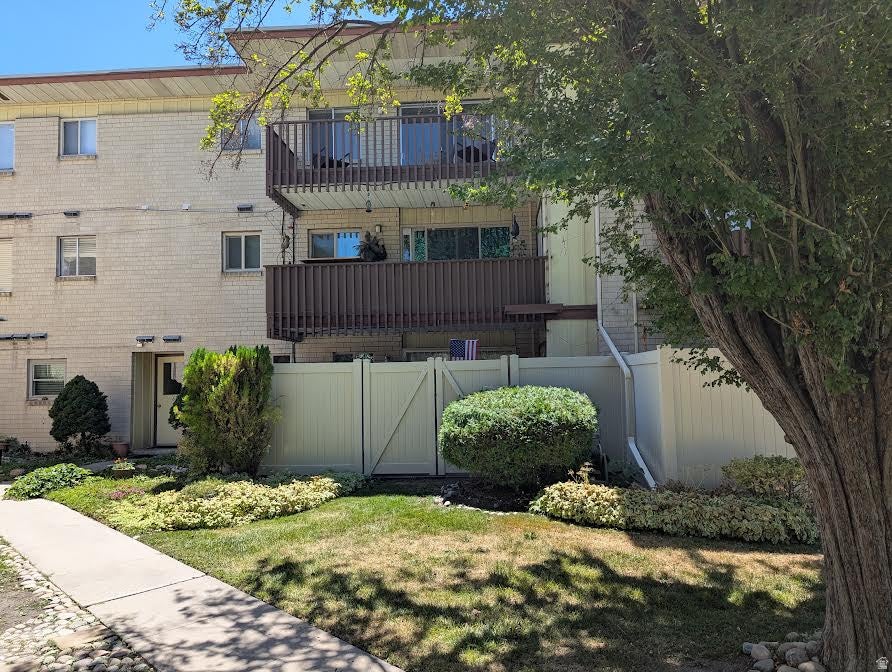 Photo of 615 N 1200 W #B102, Salt Lake City, UT 84116 (MLS # 2177825)