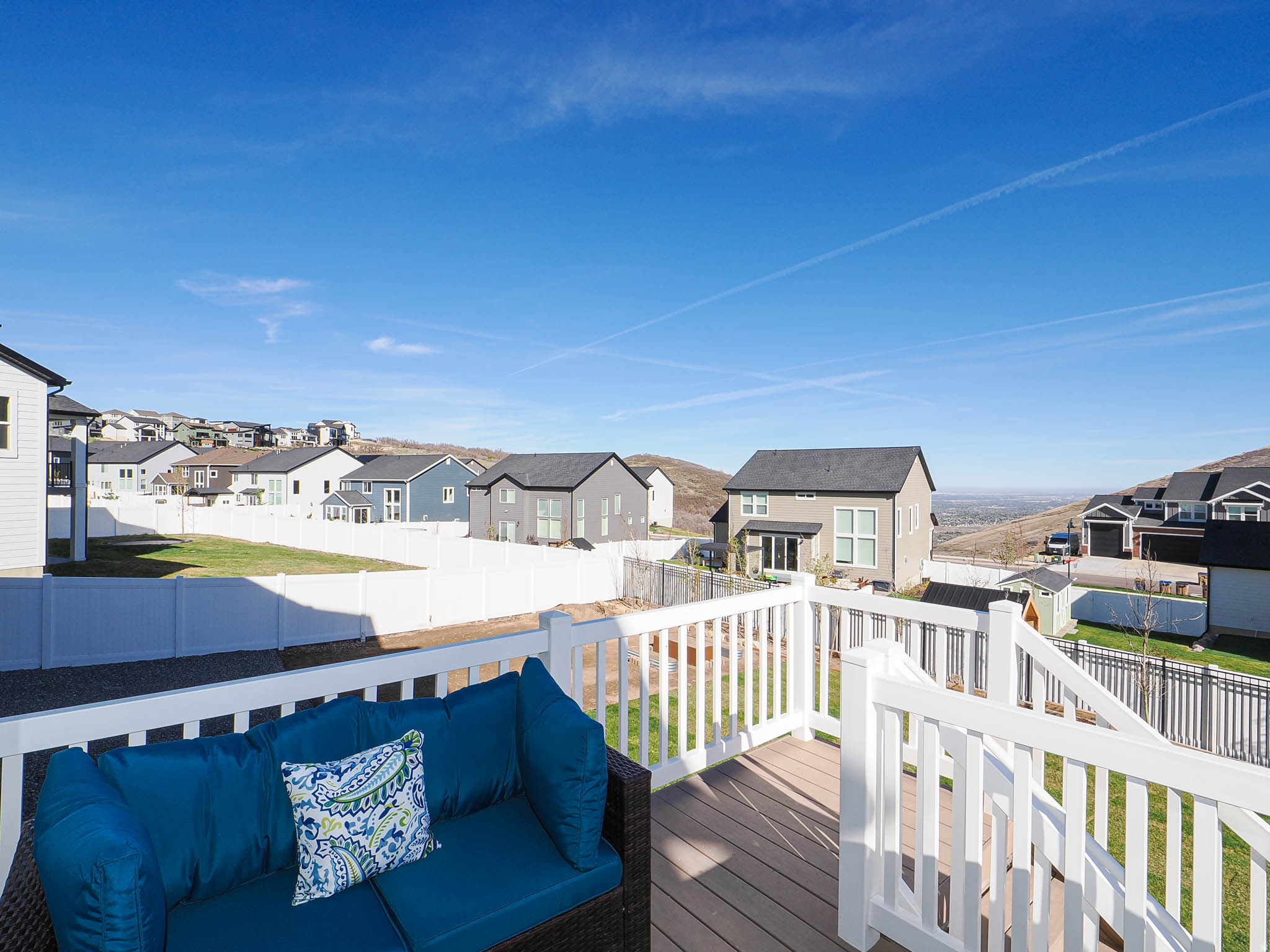 HIDDEN CANYON ESTATE - Residential