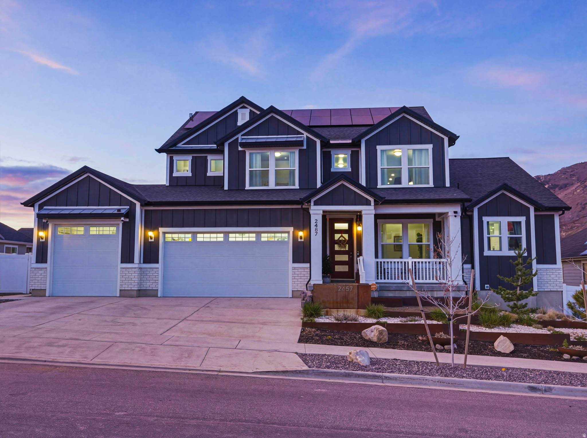 HIDDEN CANYON ESTATE - Residential