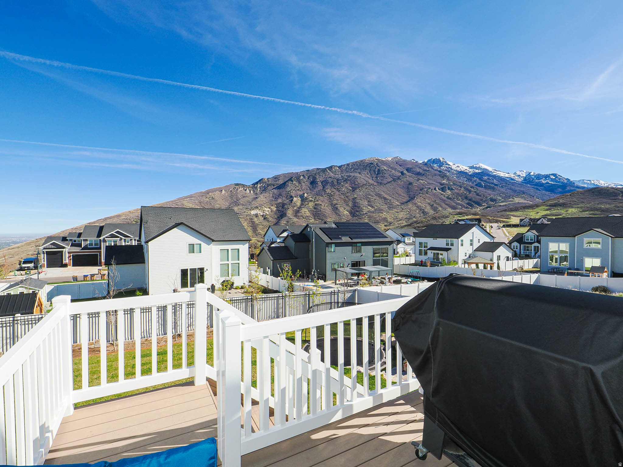 HIDDEN CANYON ESTATE - Residential