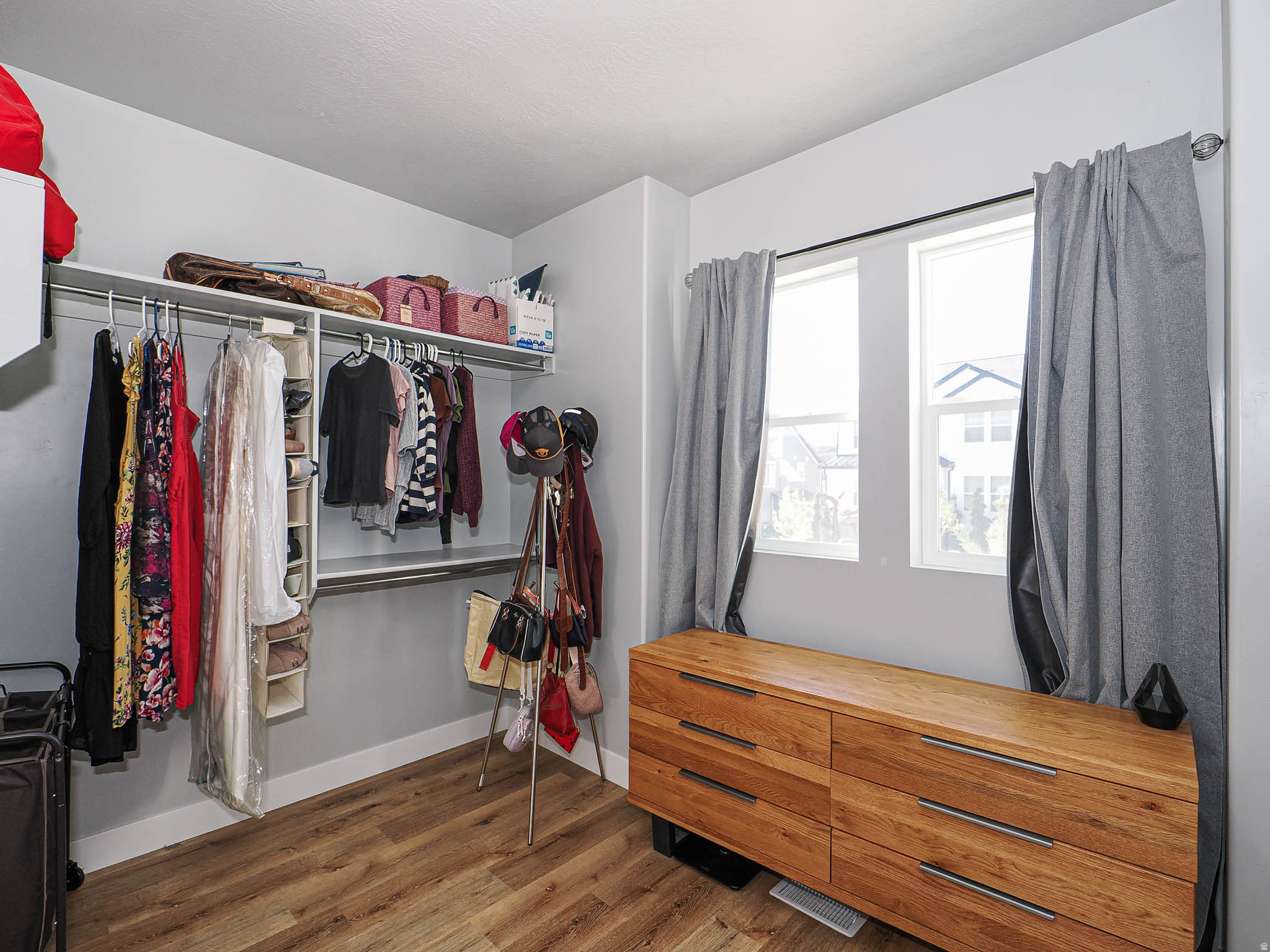 HIDDEN CANYON ESTATE - Residential