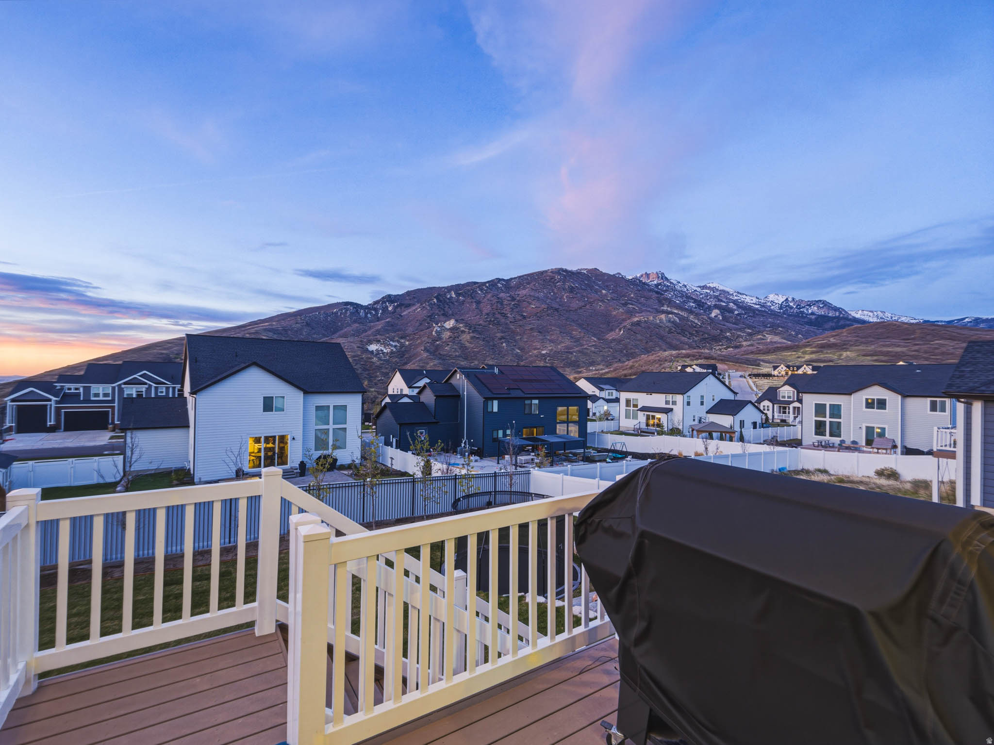 HIDDEN CANYON ESTATE - Residential