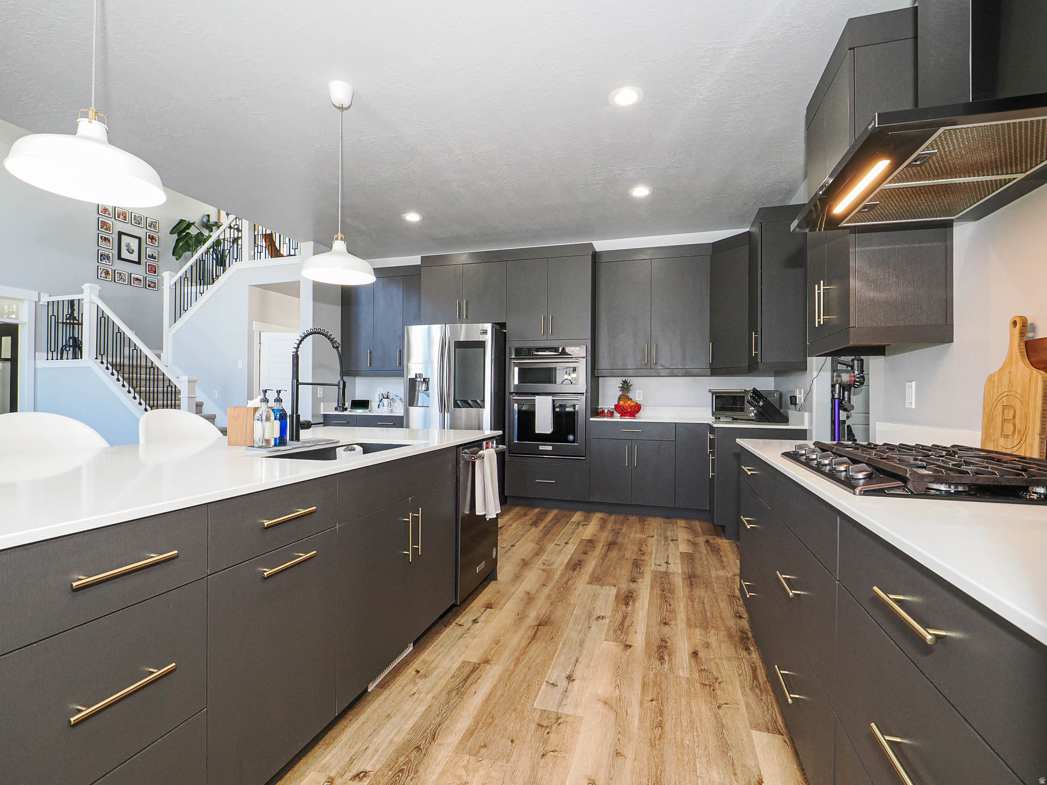 HIDDEN CANYON ESTATE - Residential