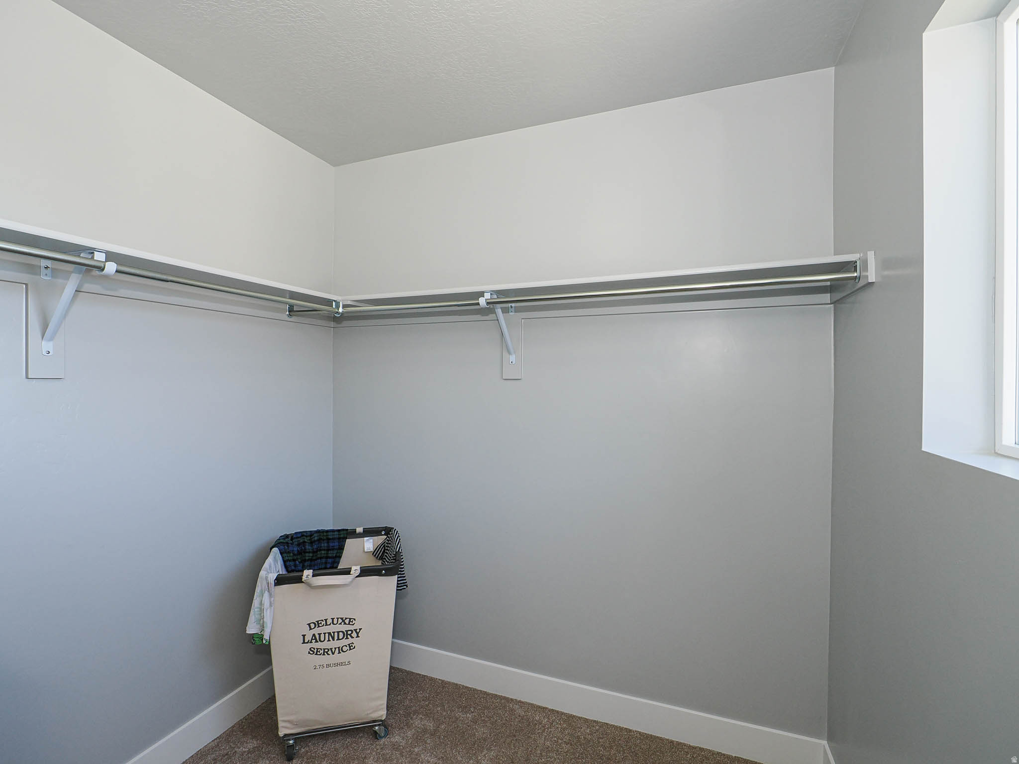 HIDDEN CANYON ESTATE - Residential