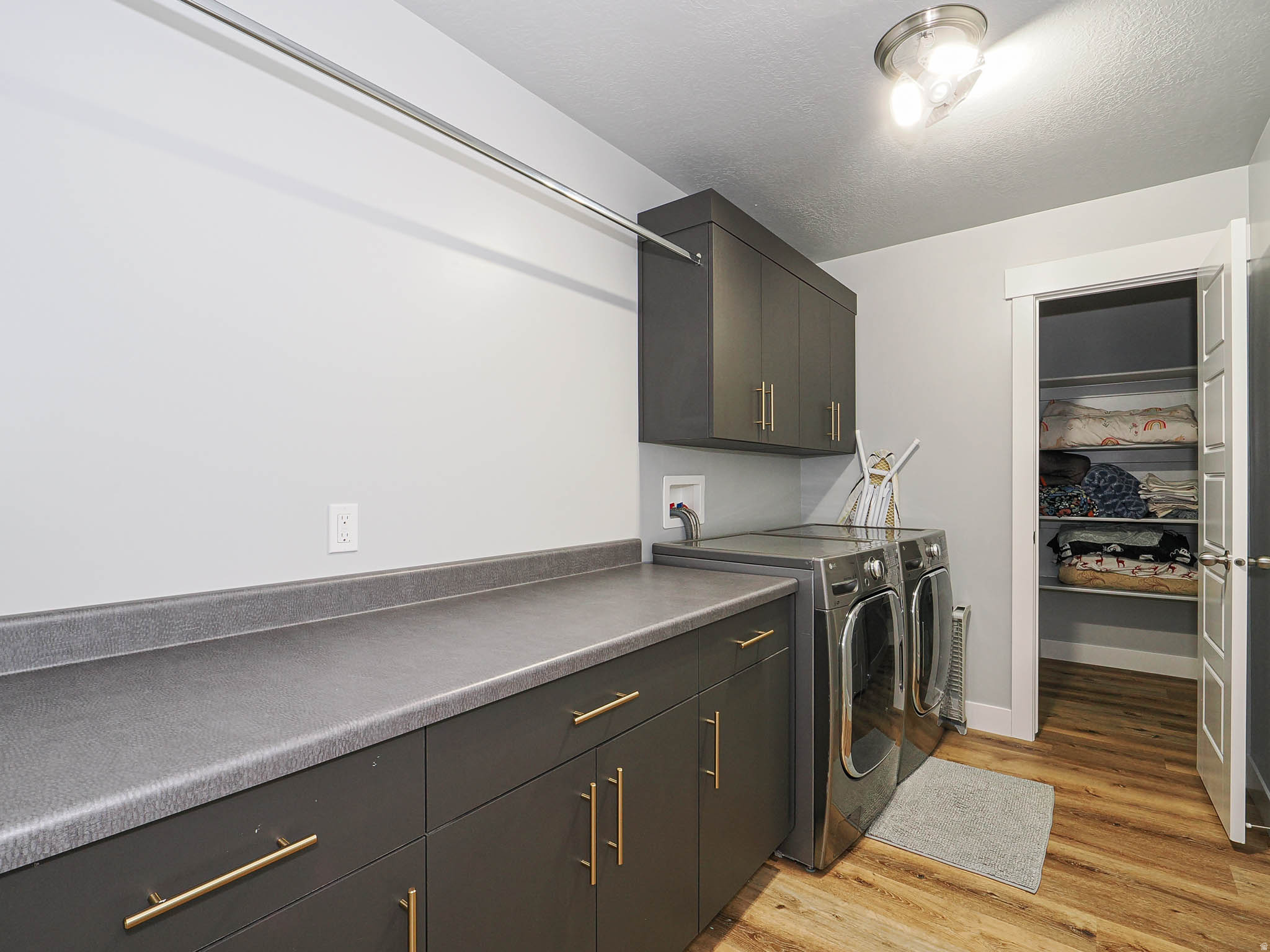 HIDDEN CANYON ESTATE - Residential