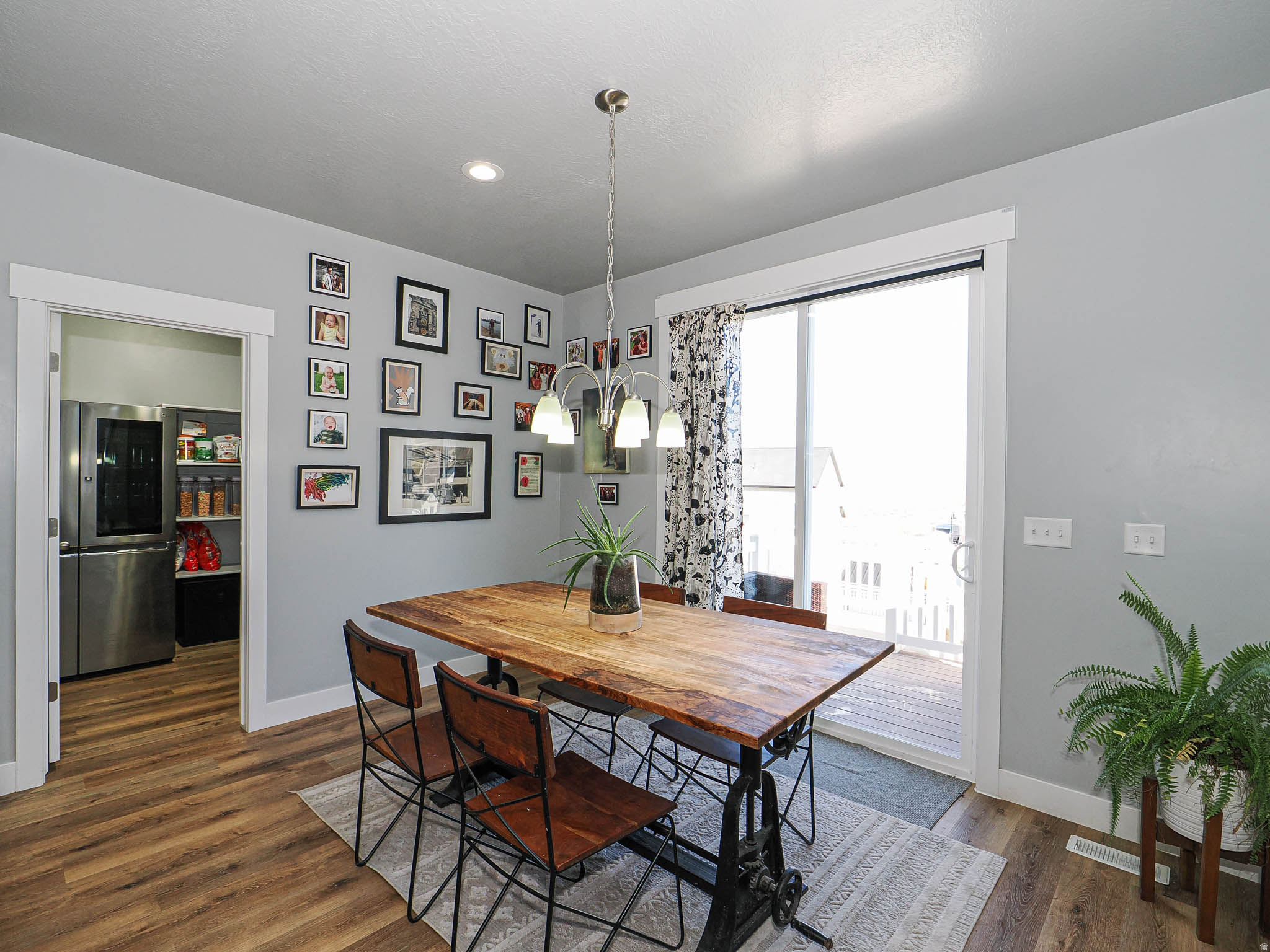 HIDDEN CANYON ESTATE - Residential