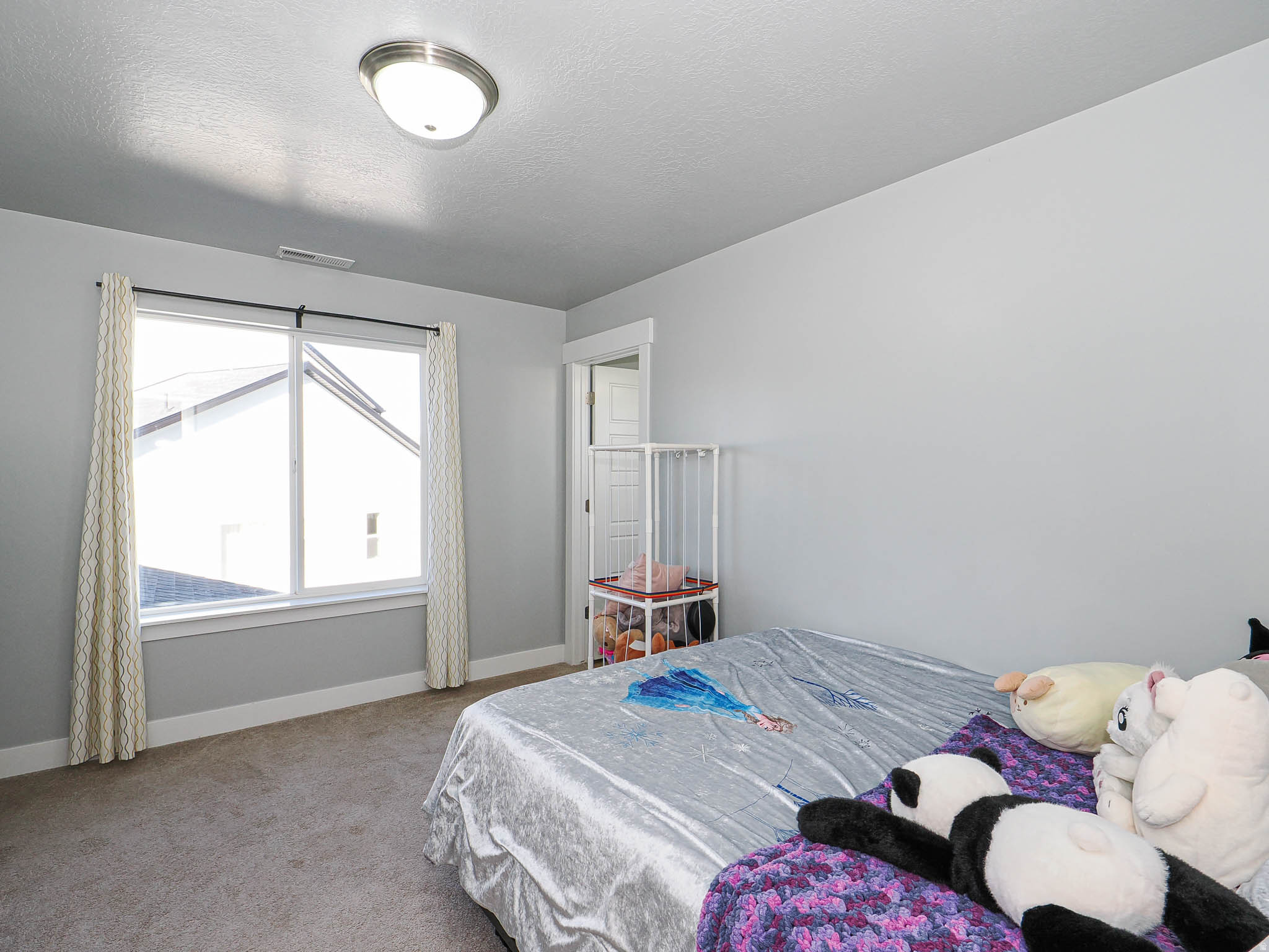 HIDDEN CANYON ESTATE - Residential