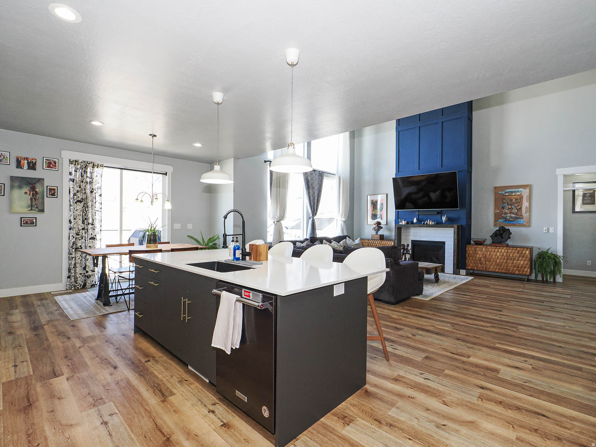 HIDDEN CANYON ESTATE - Residential