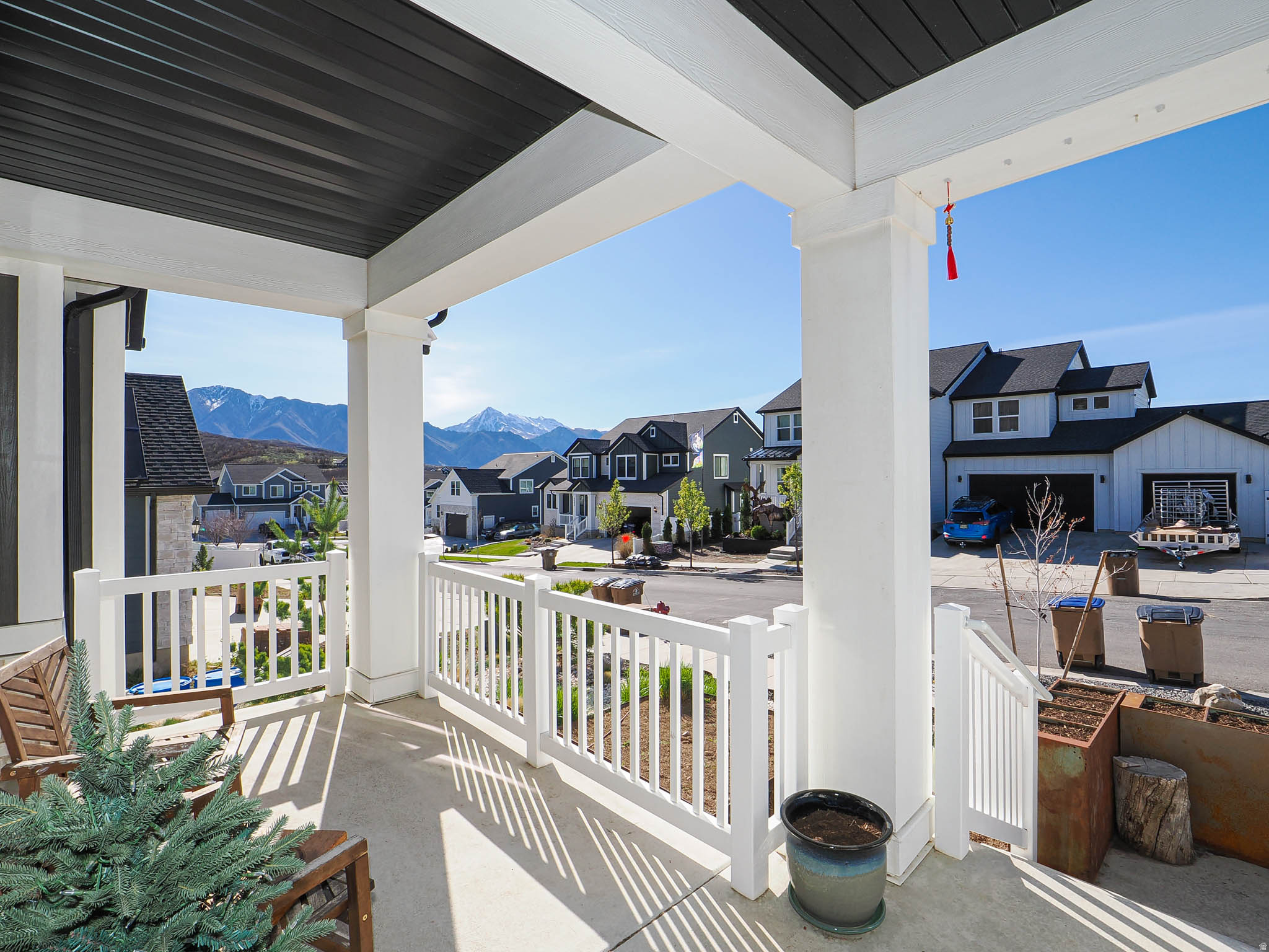 HIDDEN CANYON ESTATE - Residential