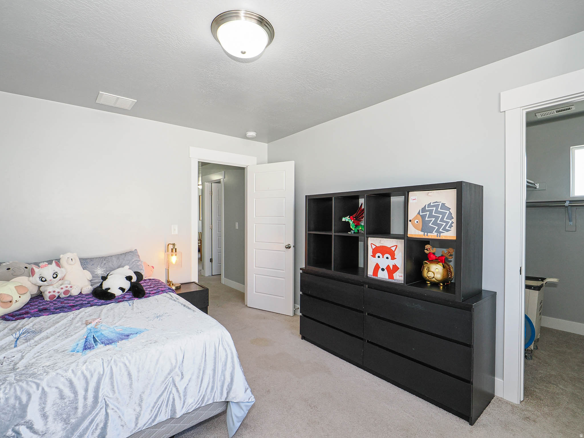 HIDDEN CANYON ESTATE - Residential