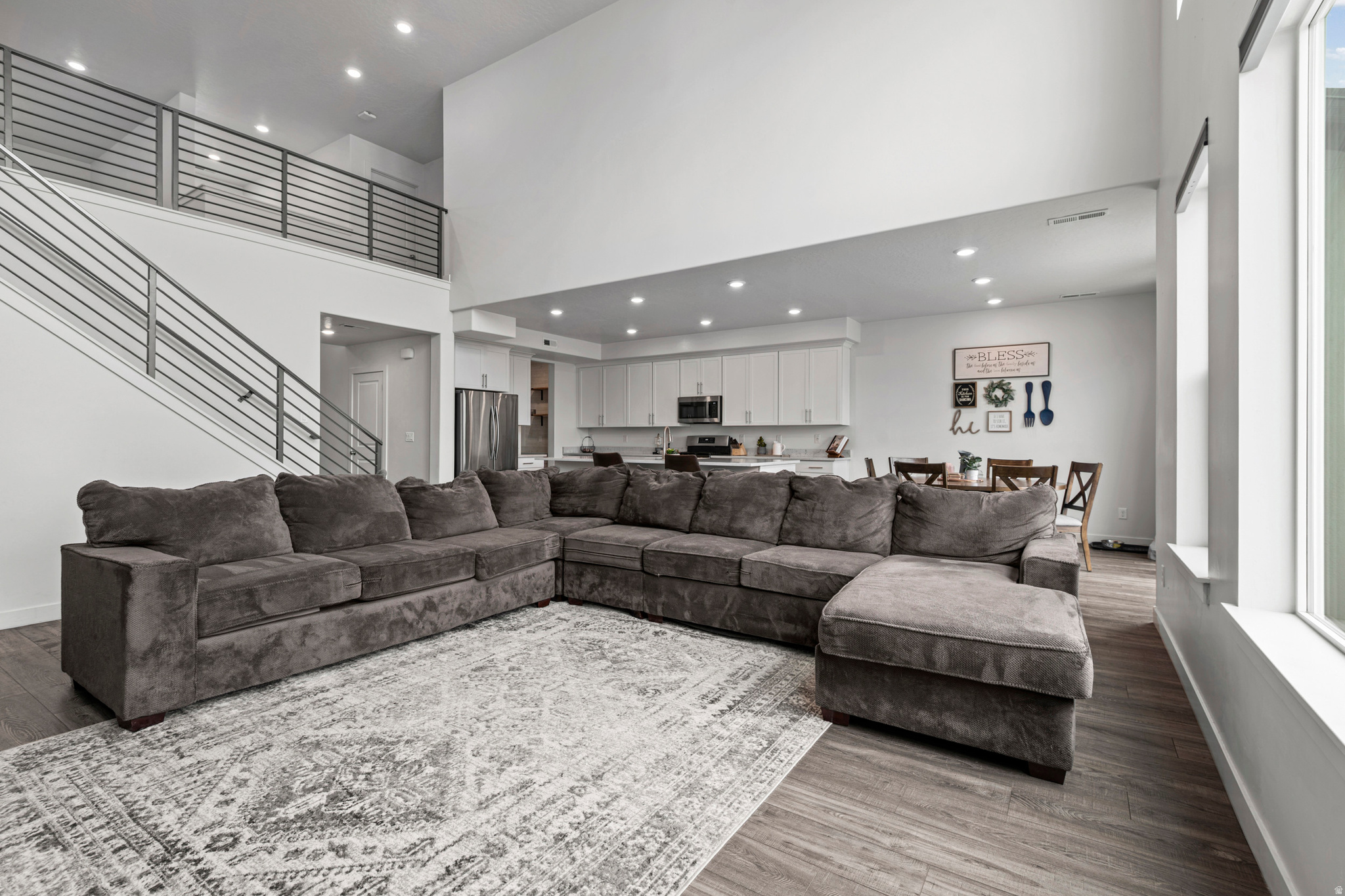 SHAMROCK - Residential