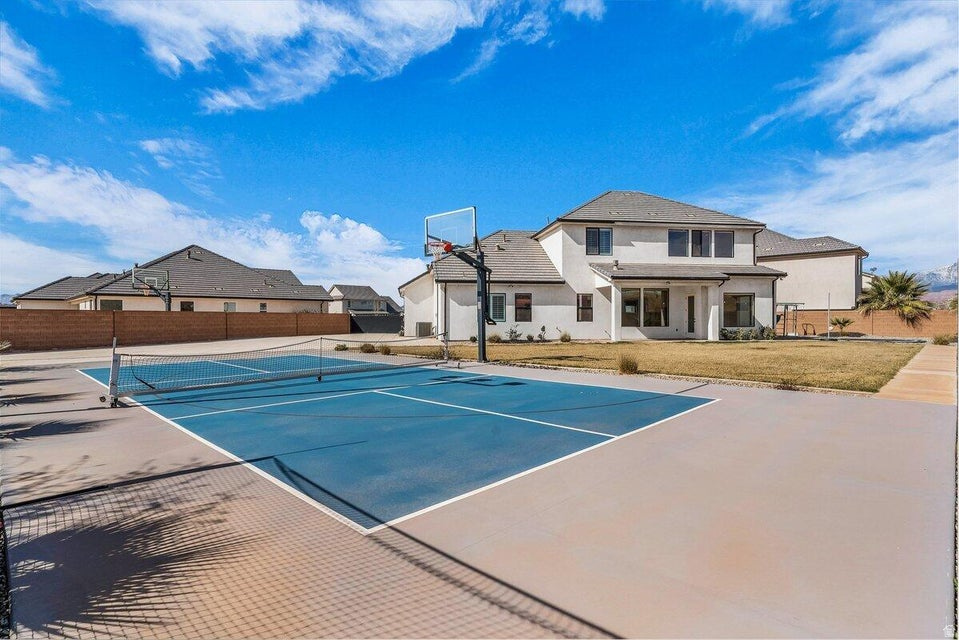 CRIMSON FIELDS PH 3 - Residential