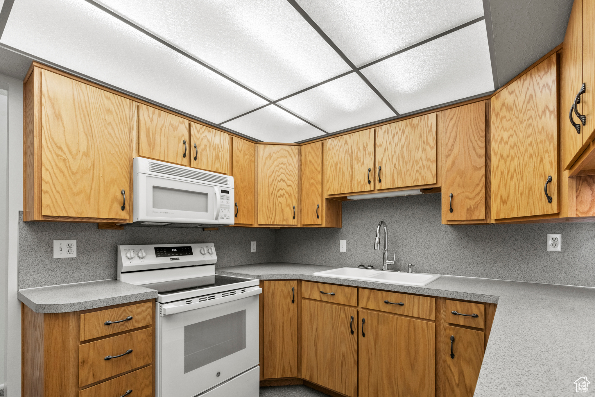EMERALD HILLS CONDOS - Residential